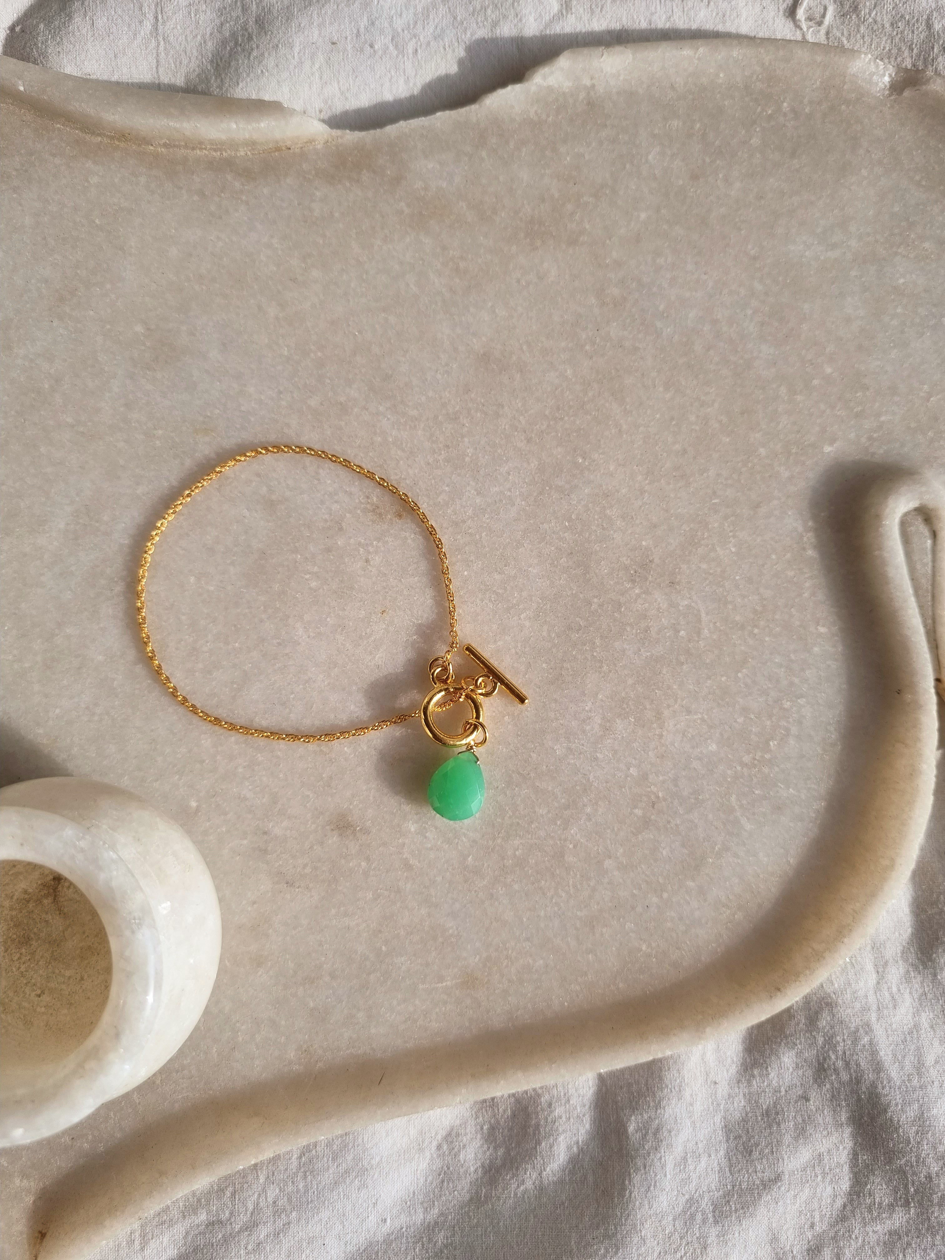 aṃahu - Chrysoprase Almond Toggle Bracelet