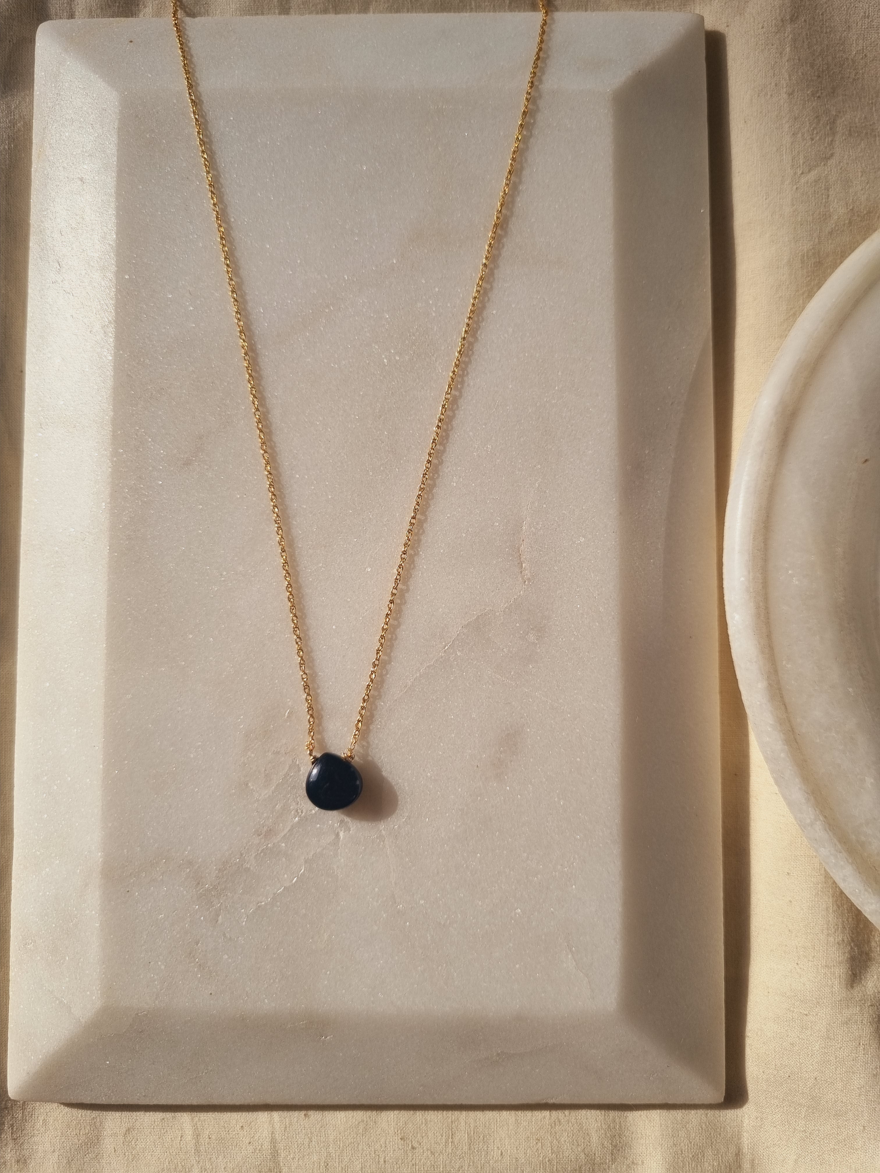 sete - Black Onyx Heart Shaped Drop Pendant