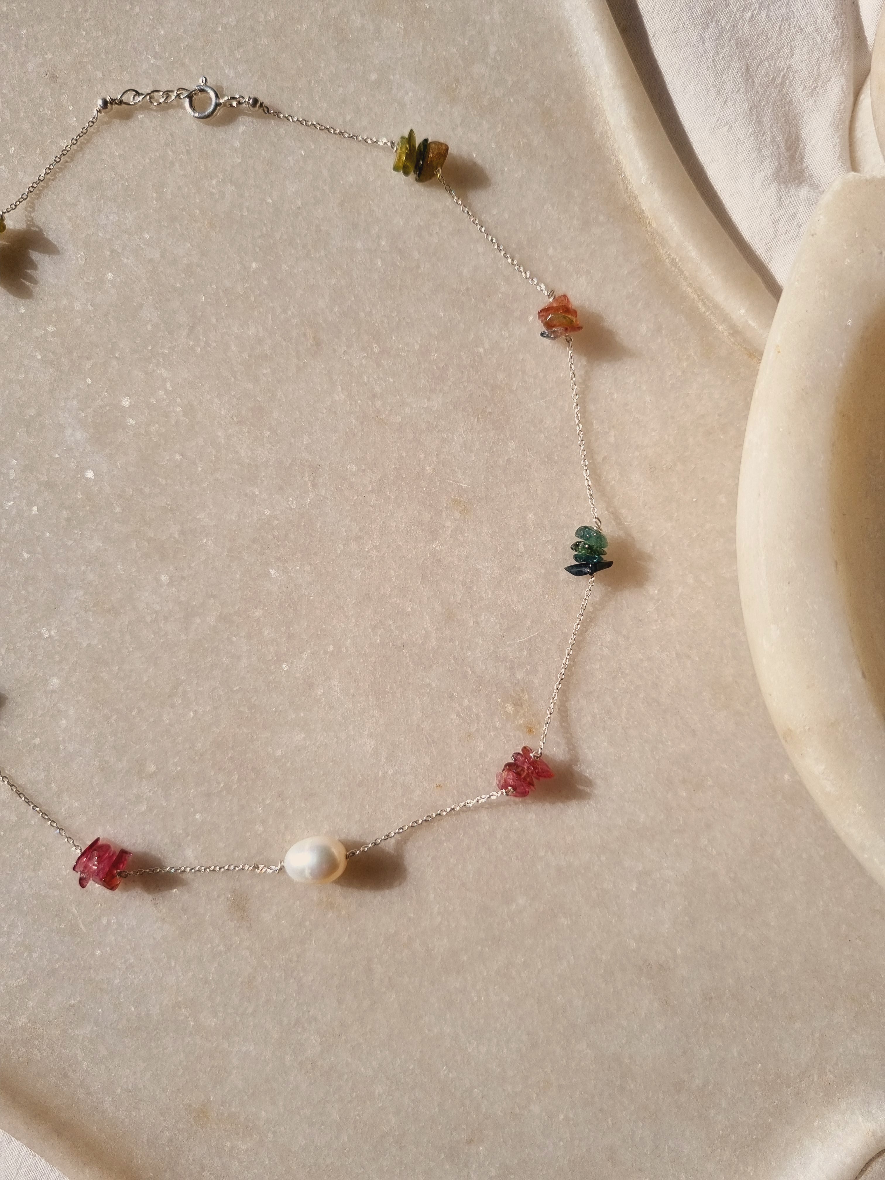 iyet - Tourmaline uncut Pearl choker