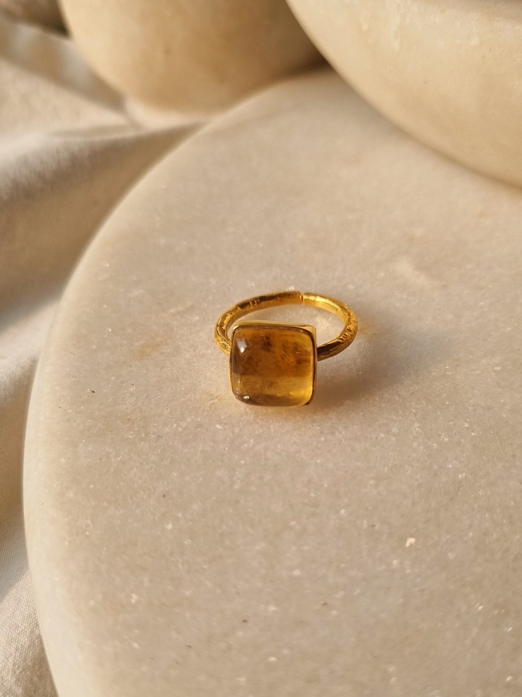 vasa - Citrine Helix Ring
