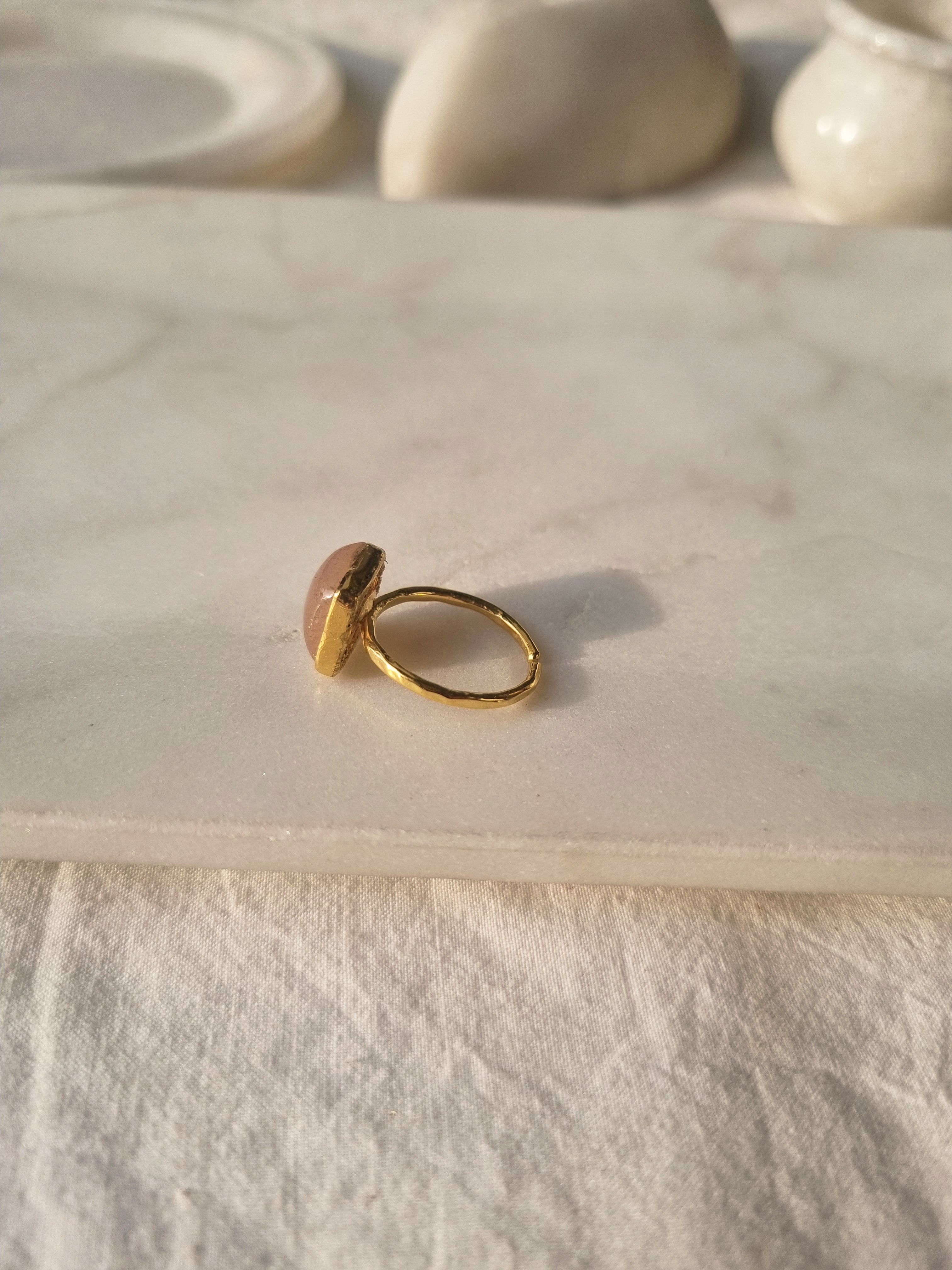 vasa- Peach Moonstone Helix Ring