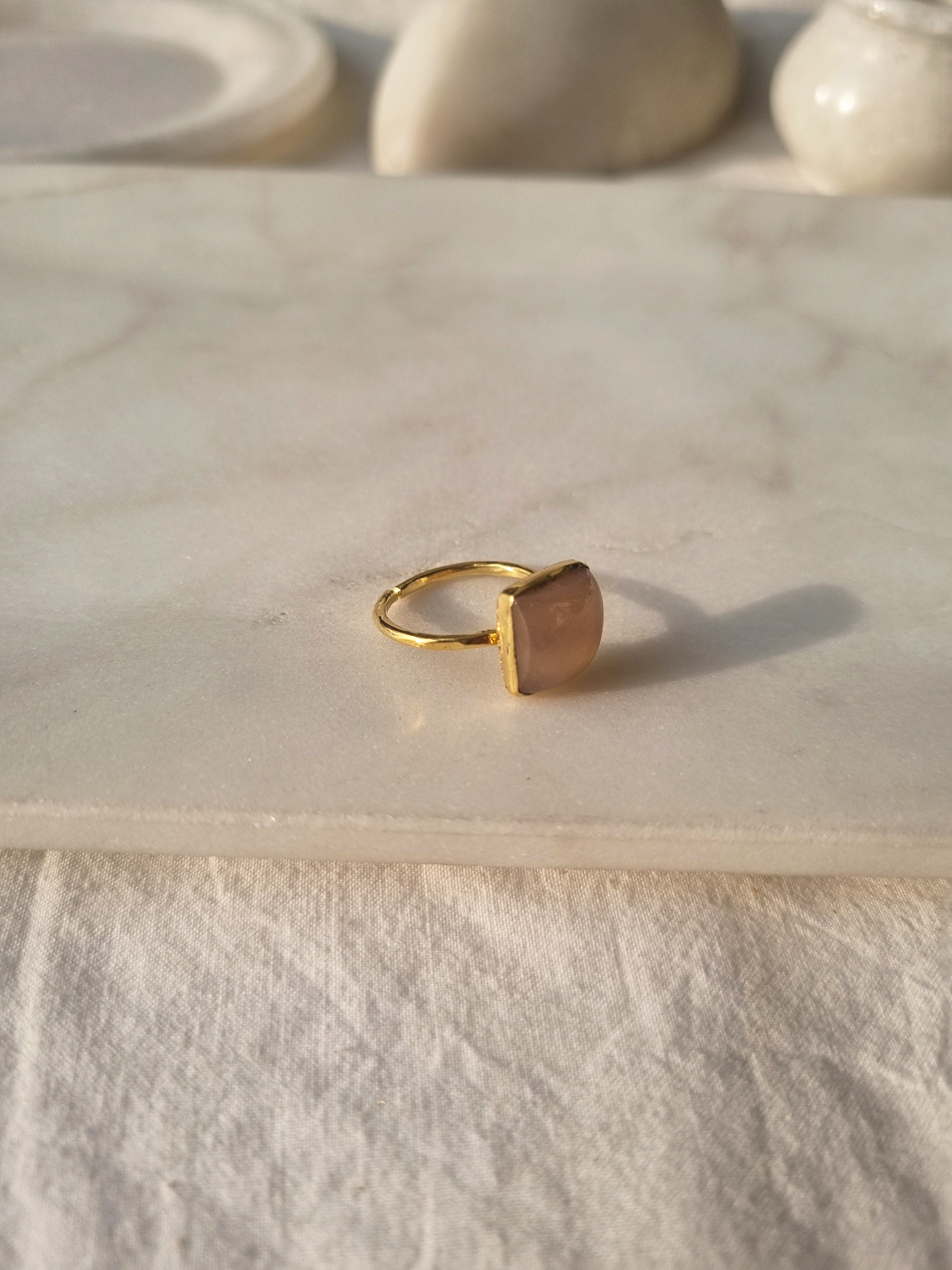 vasa- Peach Moonstone Helix Ring