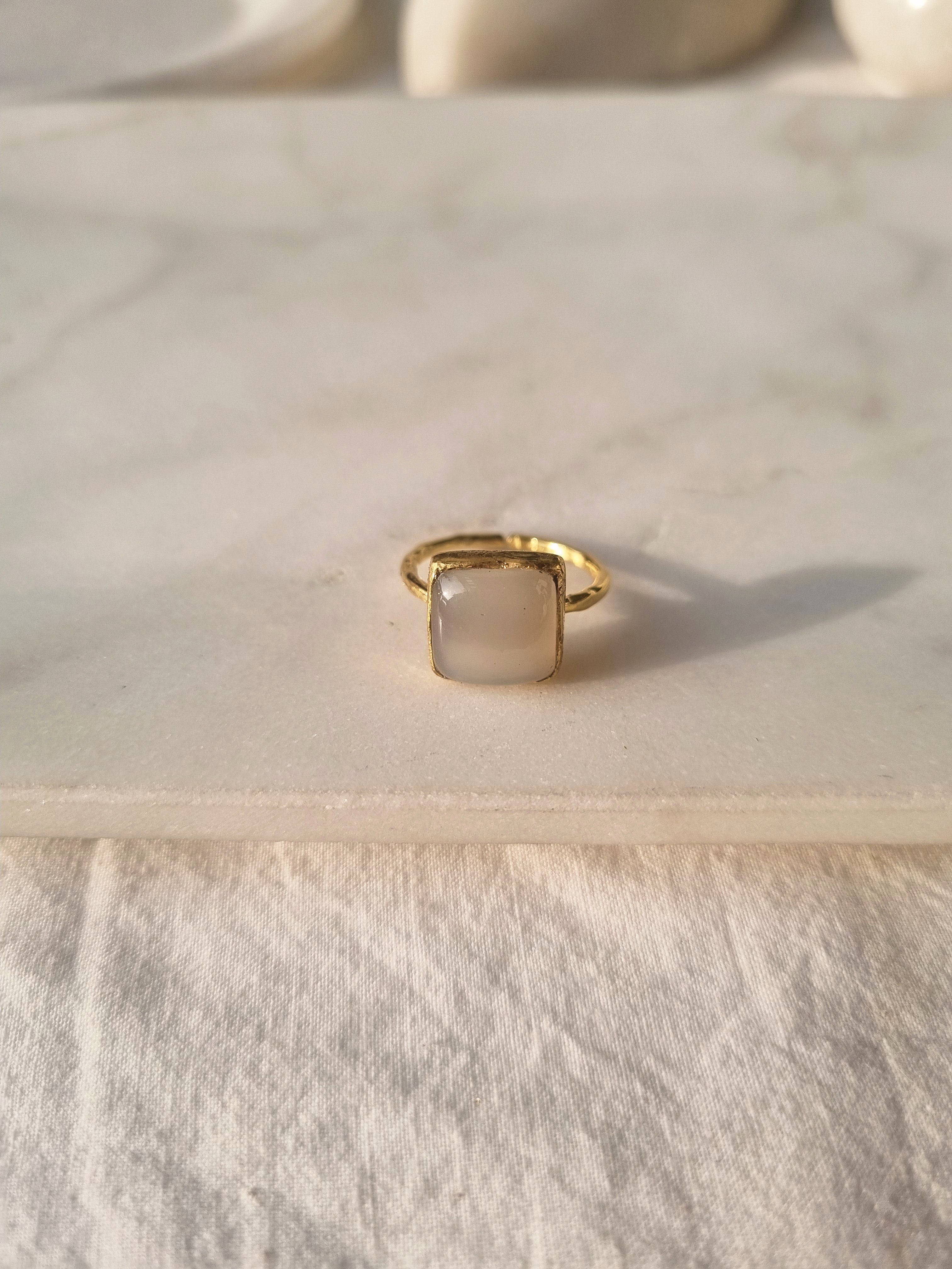 vasa- White Moonstone Helix Ring