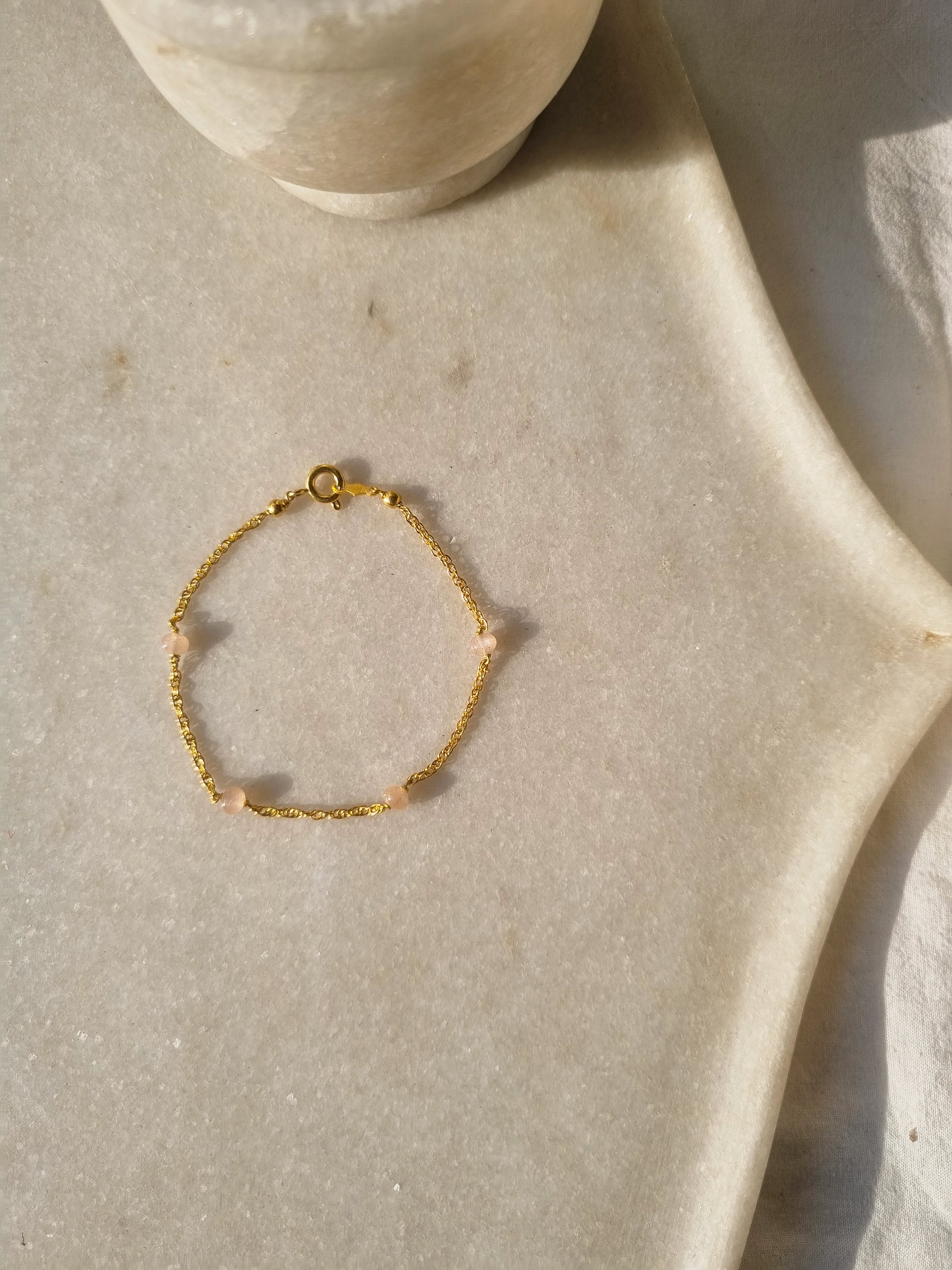 amal - Peach Moonstone Baati Bracelet