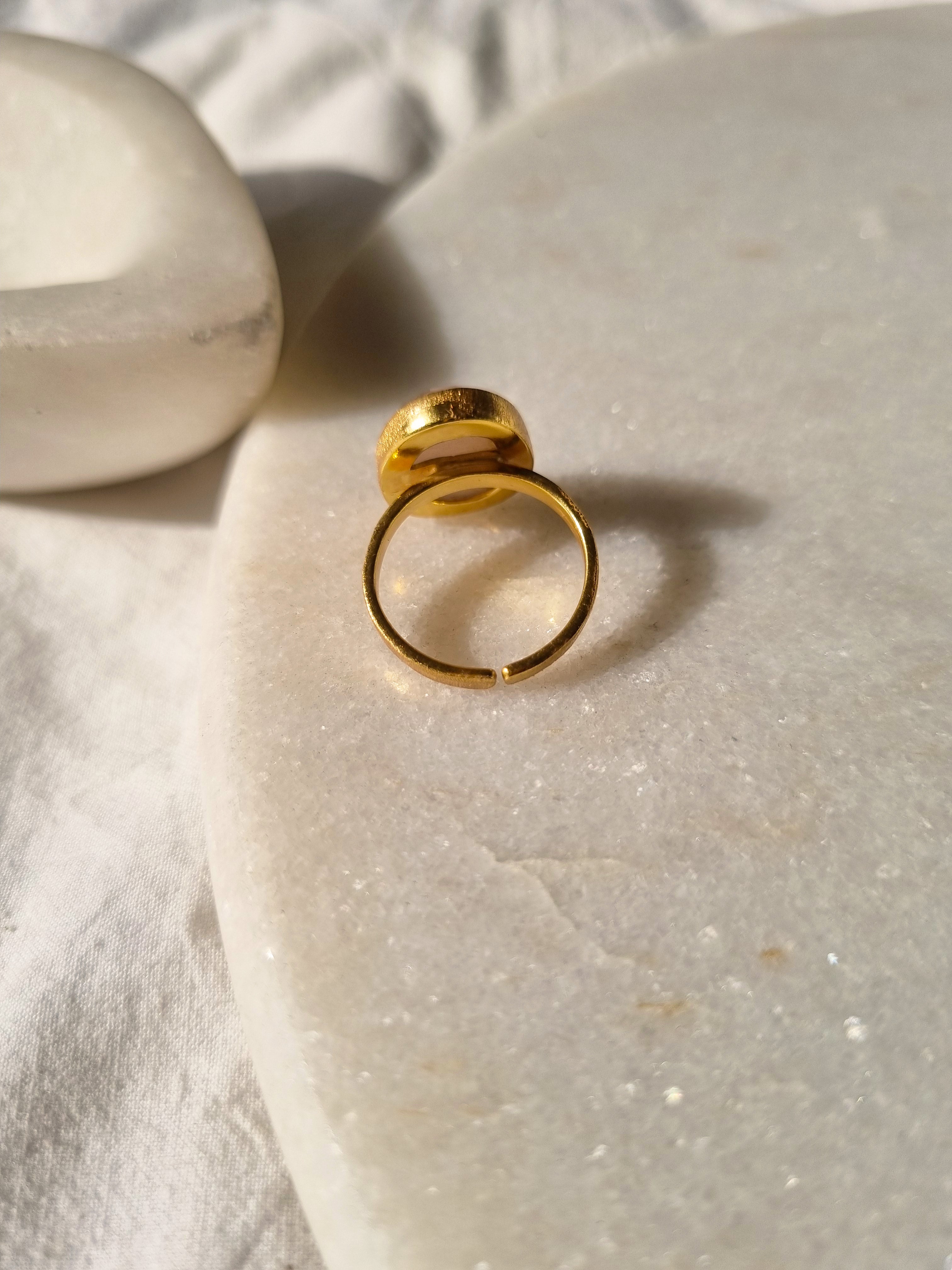 mars - Peach Moonstone Soul Ring
