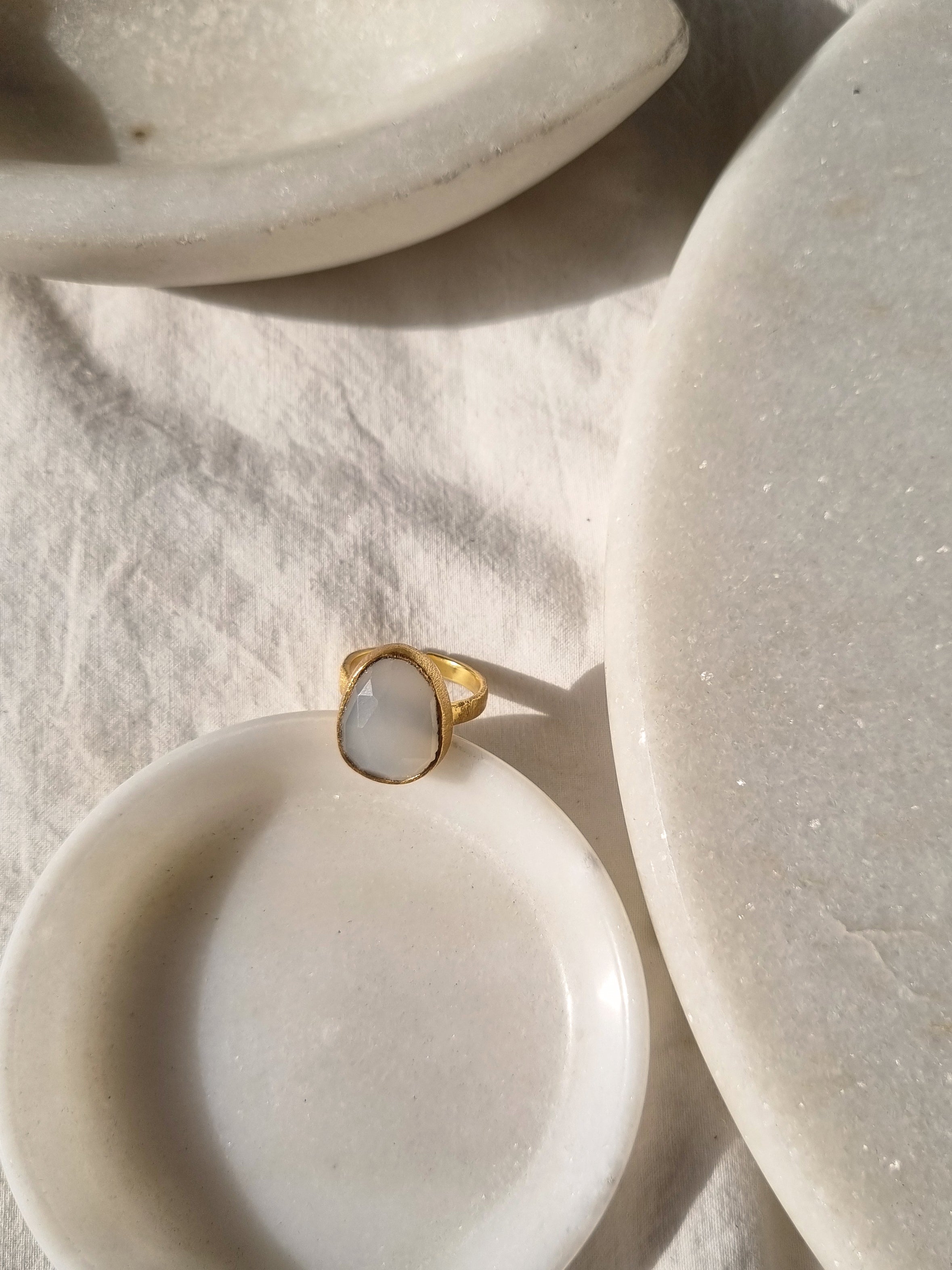 soul - White Moonstone Ring