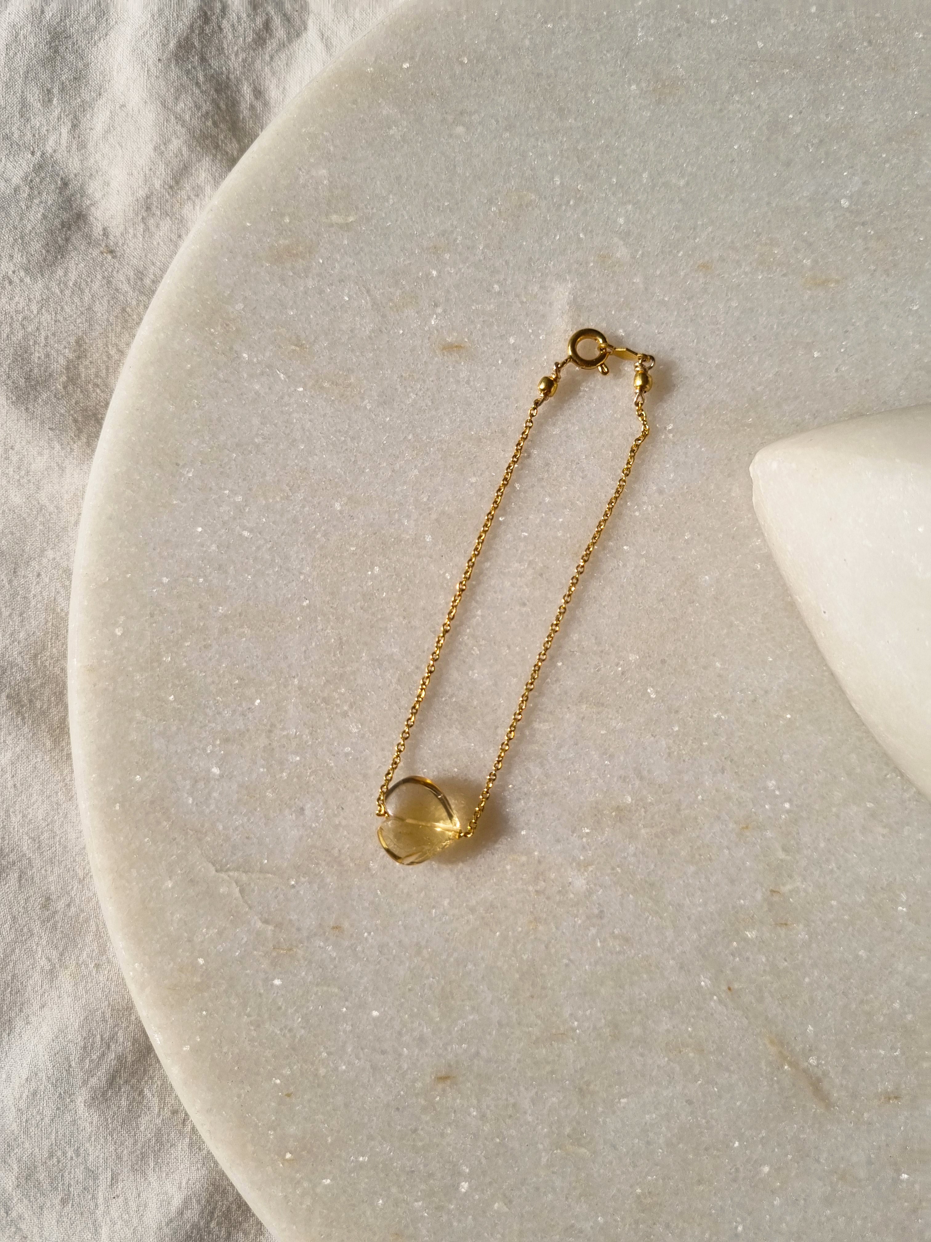 kauri - Citrine Heart Bracelet