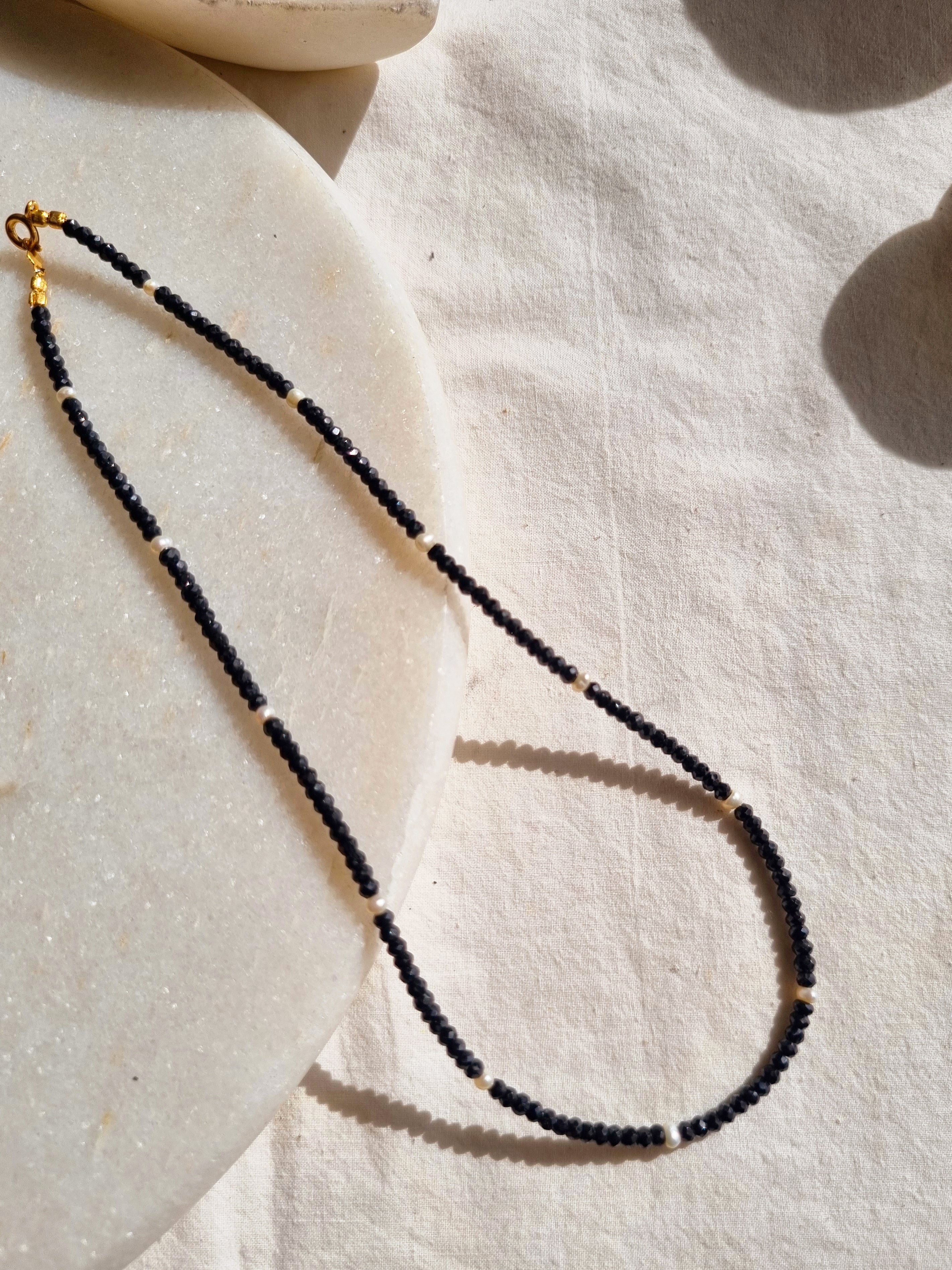 uars - Black Onyx Pearl Boho Strand