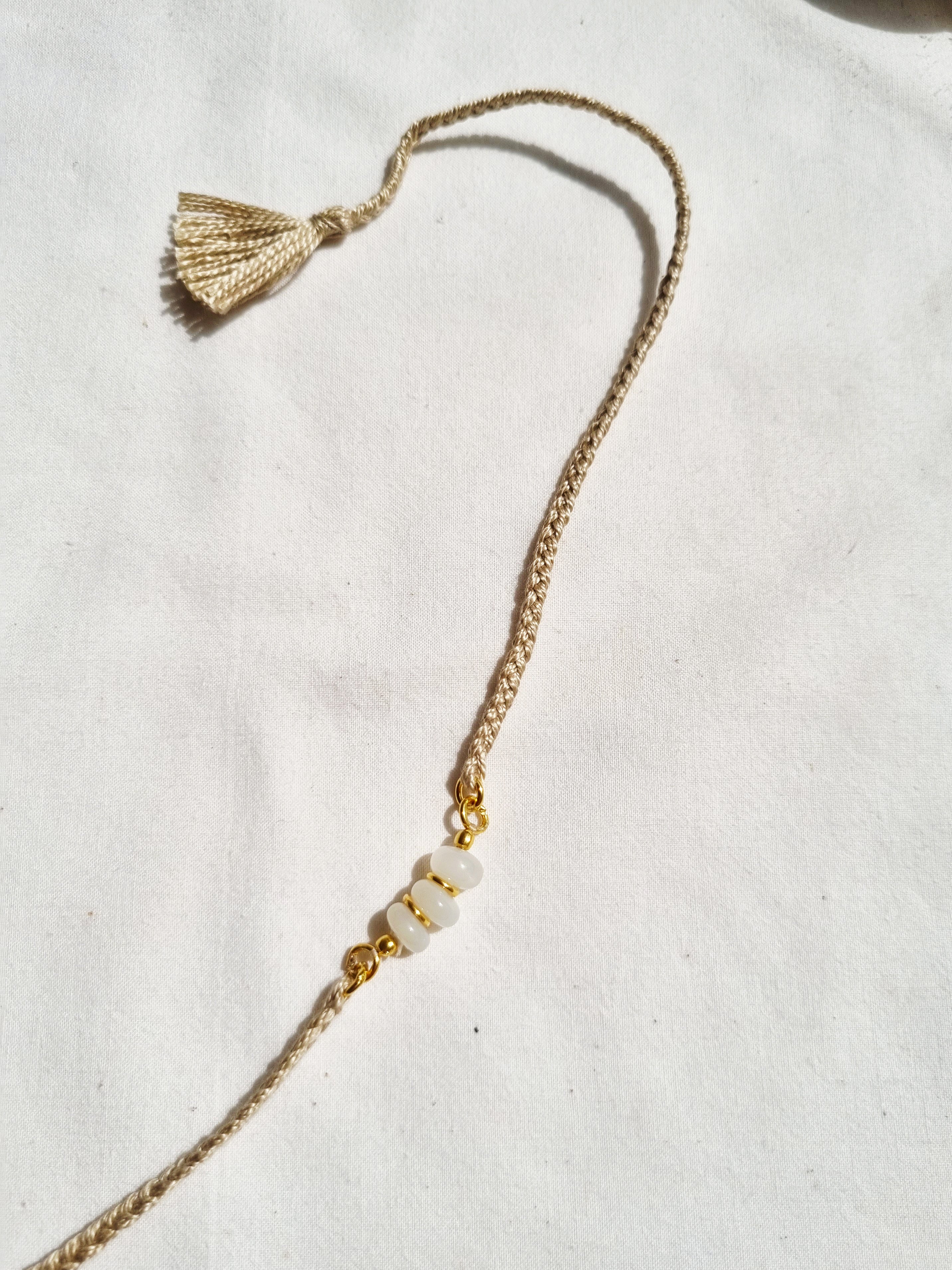 lasso - White Moonstone Baati Rakhi