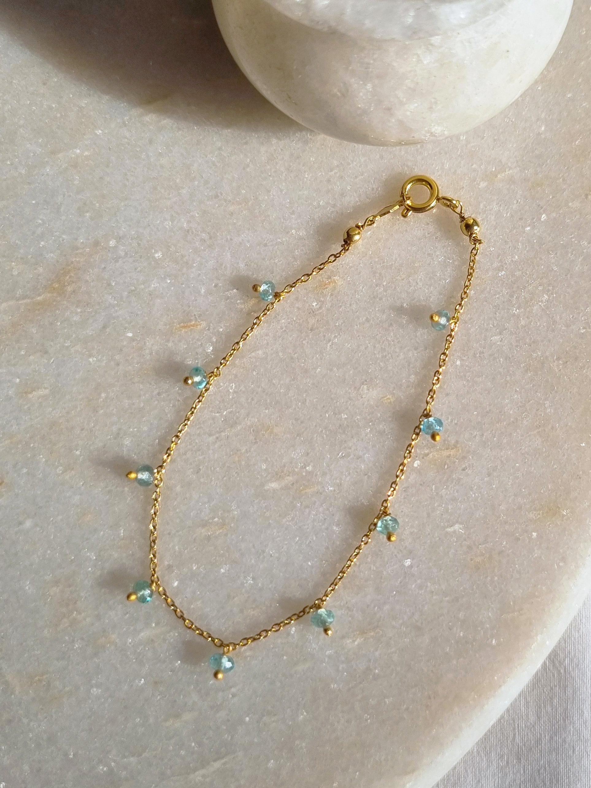 apiti - Apatite Baati Drop Bracelet