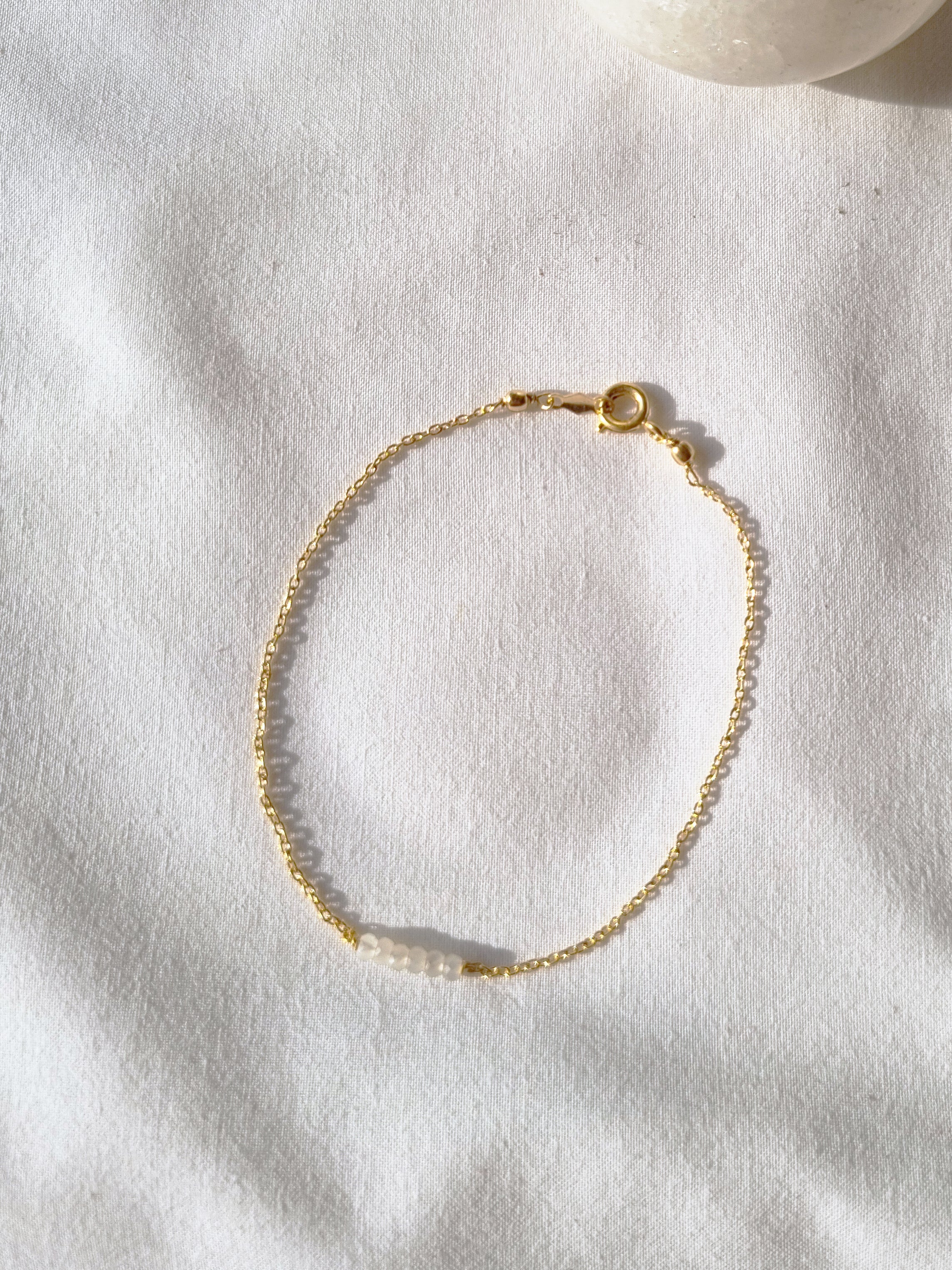 entilae - White Moonstone Baati Bar Bracelet