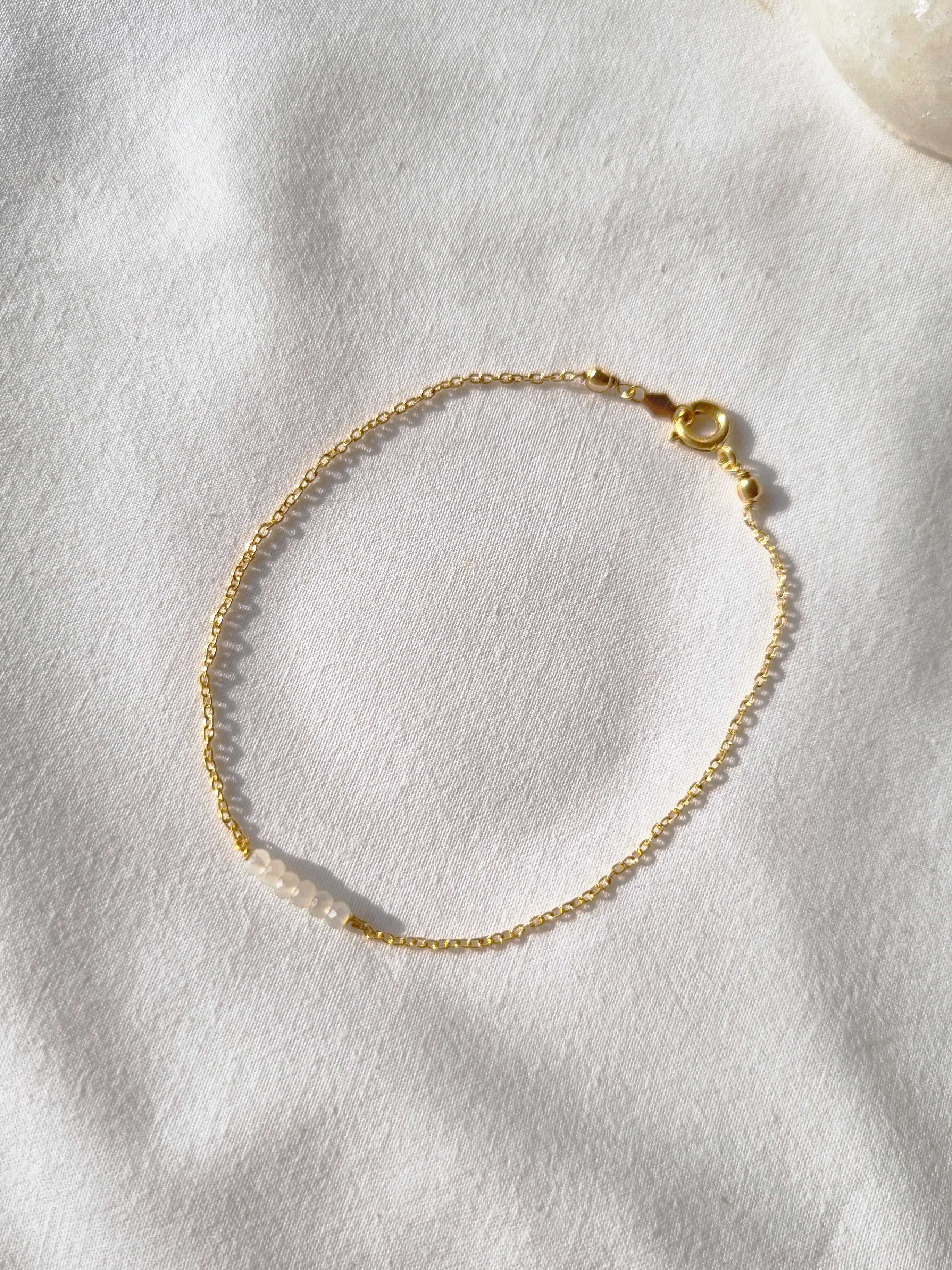 entilae - White Moonstone Baati Bar Bracelet