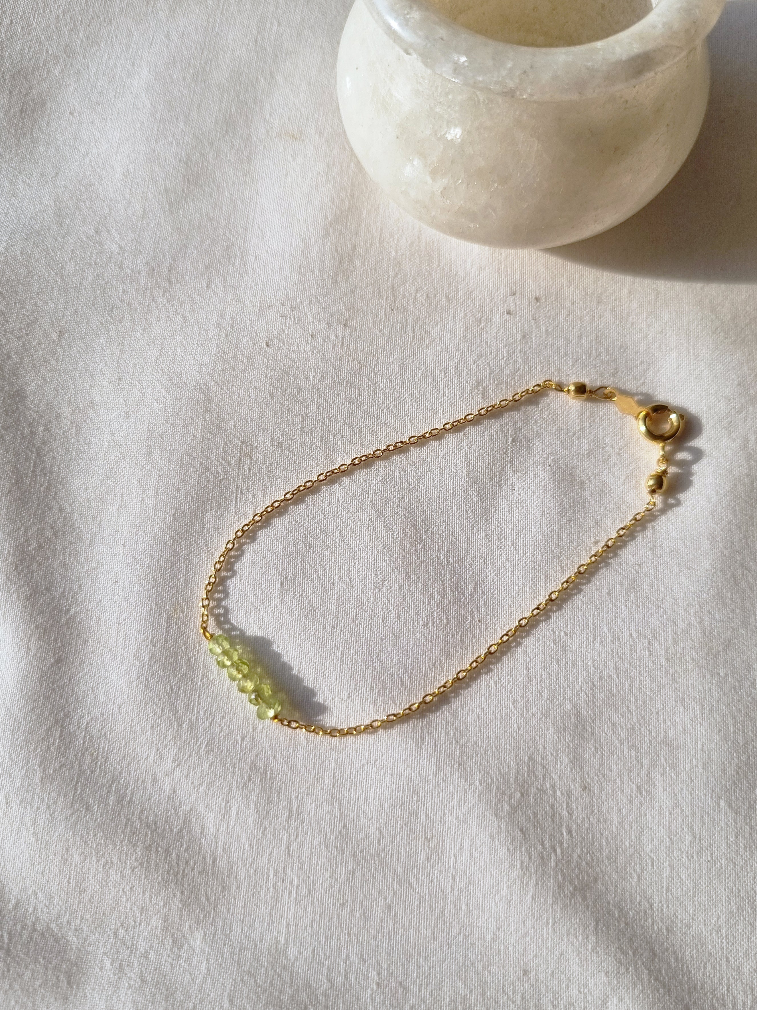 entilae - Peridot Baati Bar Bracelet