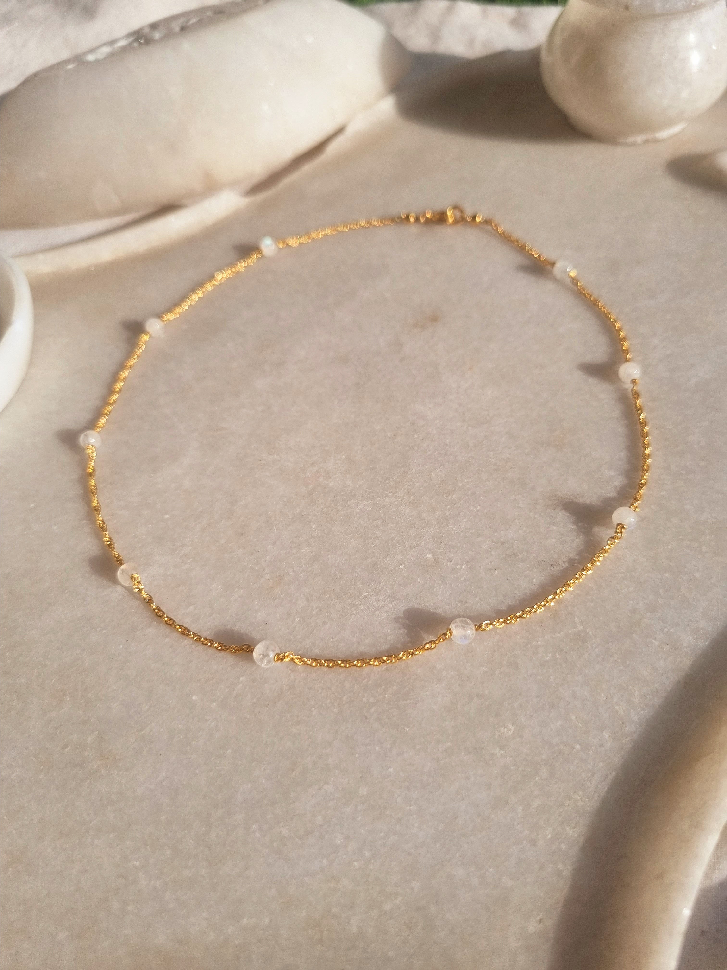 apati - Rainbow Moonstone Ball choker