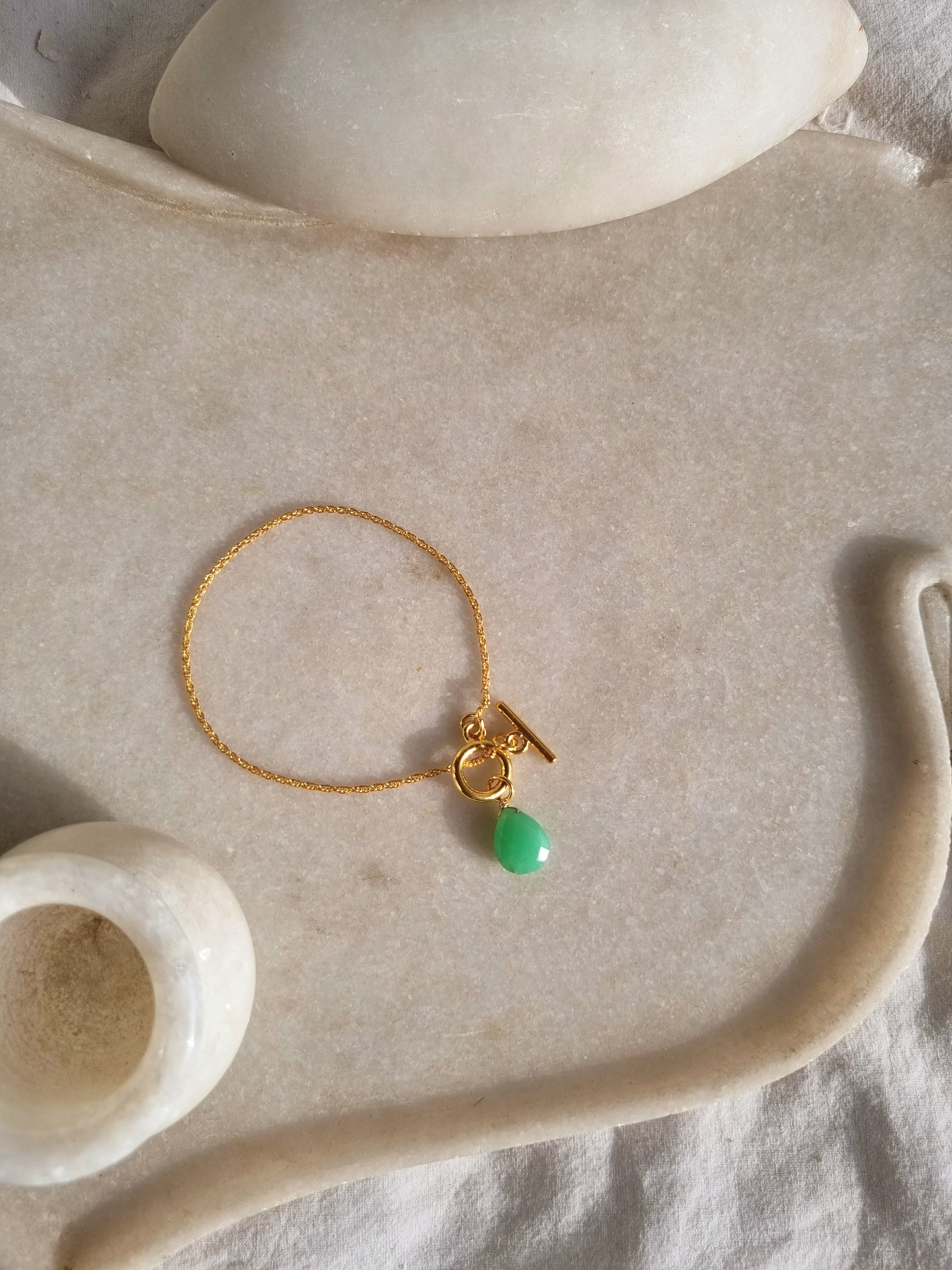 amahu - Chrysoprase Almond Toggle Bracelet