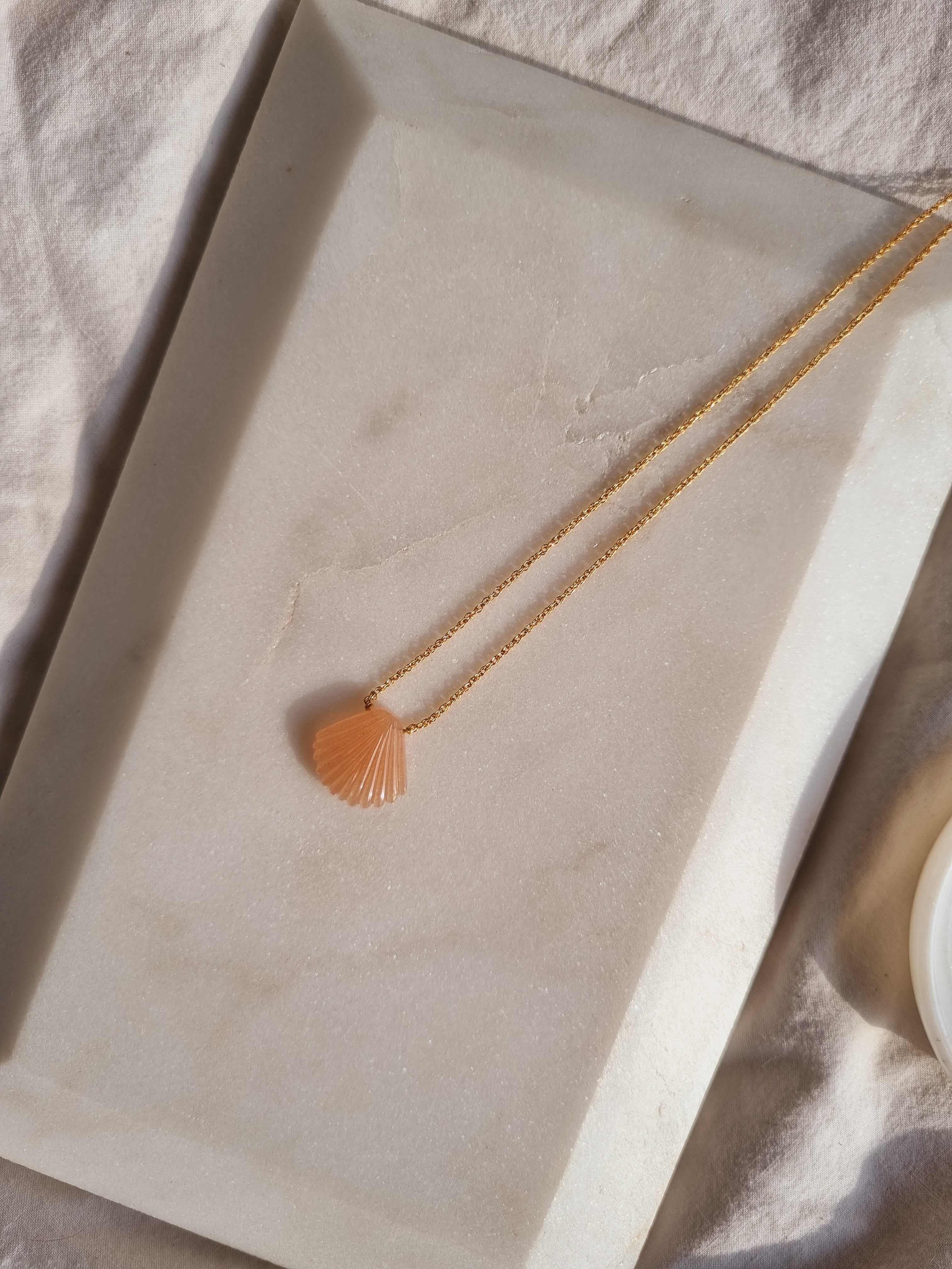 sankha - Peach Moonstone Shell Pendant