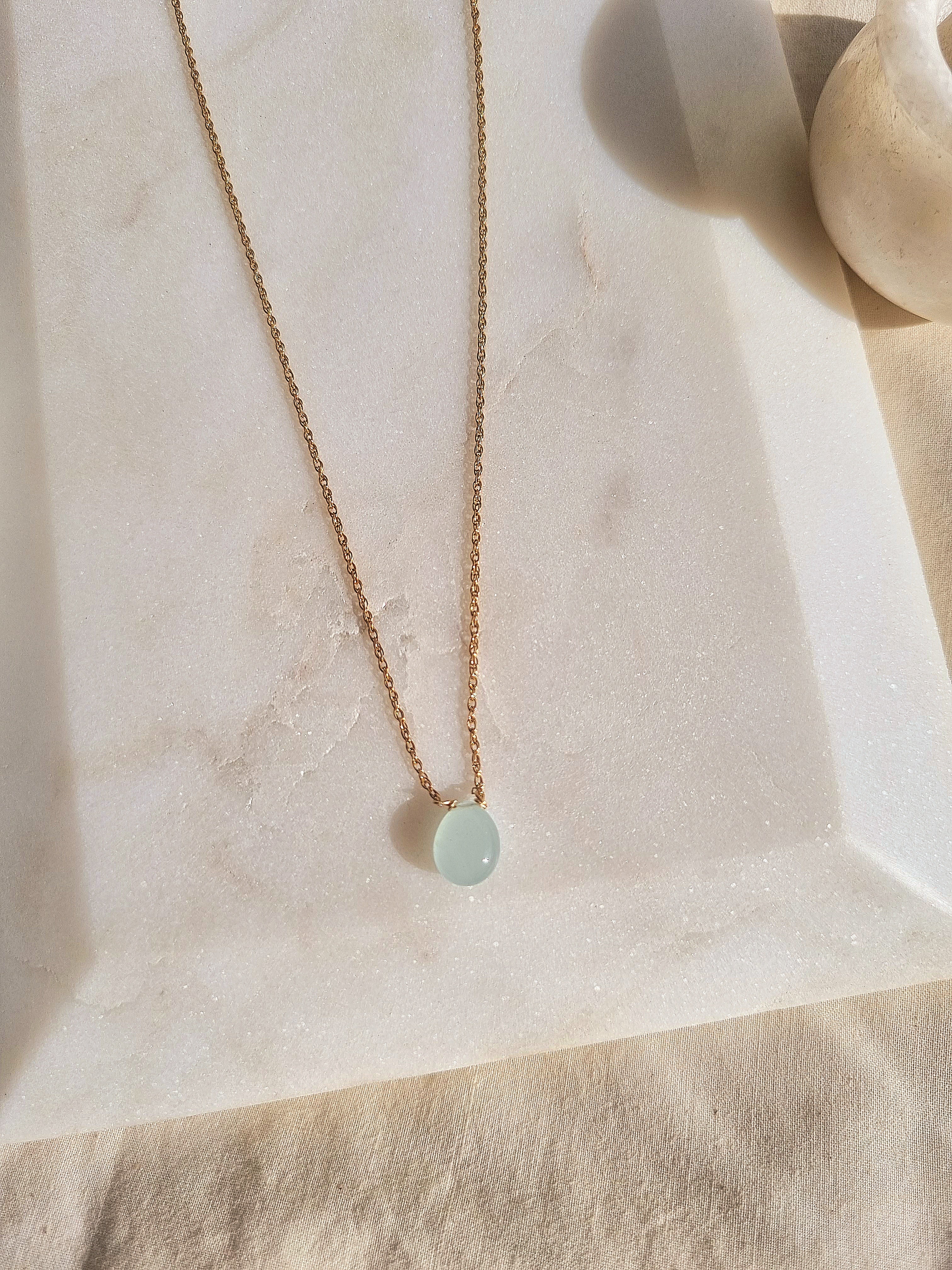 iyate - Aquamarine Almond Shaped Drop Pendant