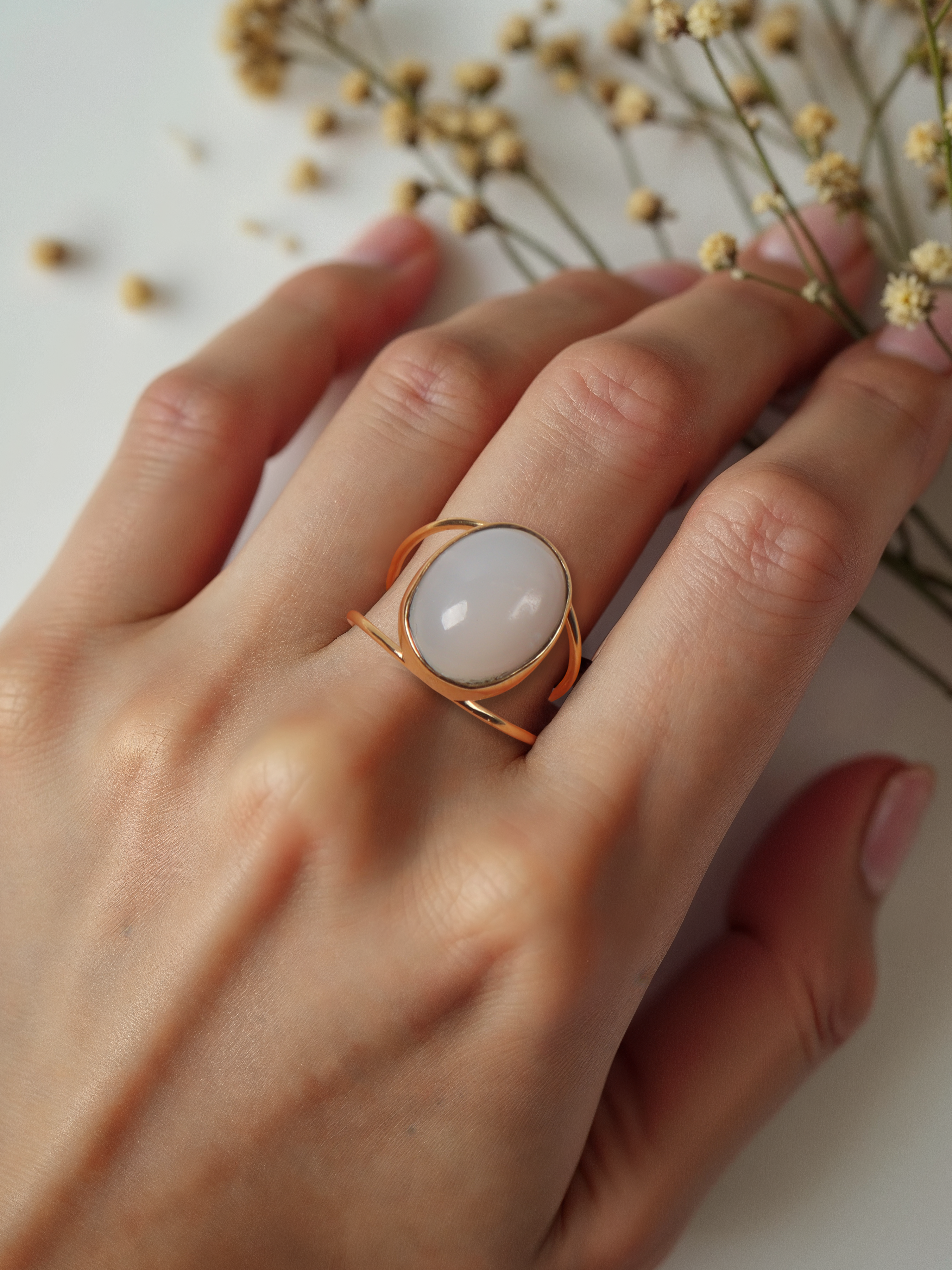 vartha - White Moonstone Olivia Ring