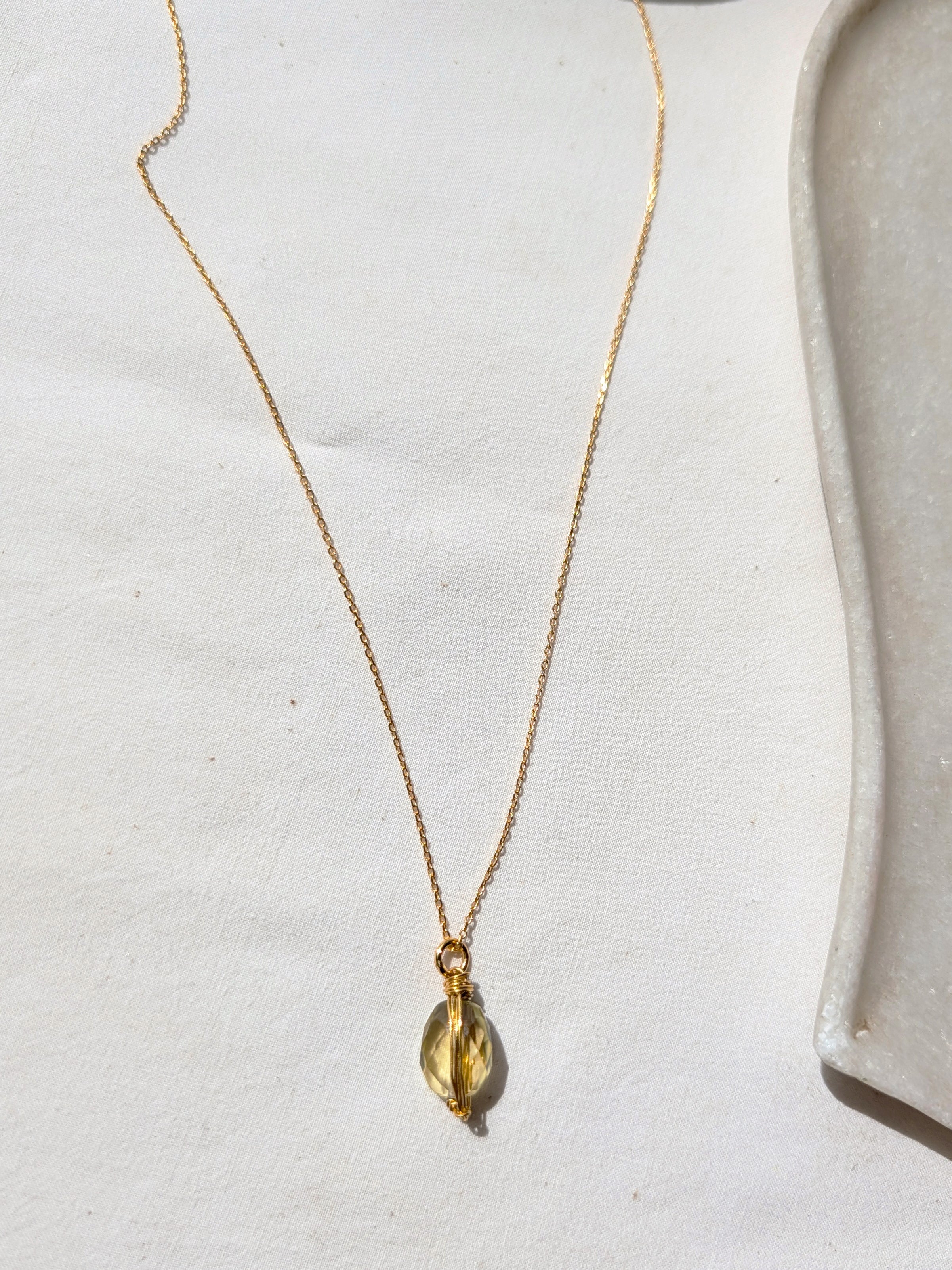 aurah - Lemon Quartz Wire Wrap Pendant