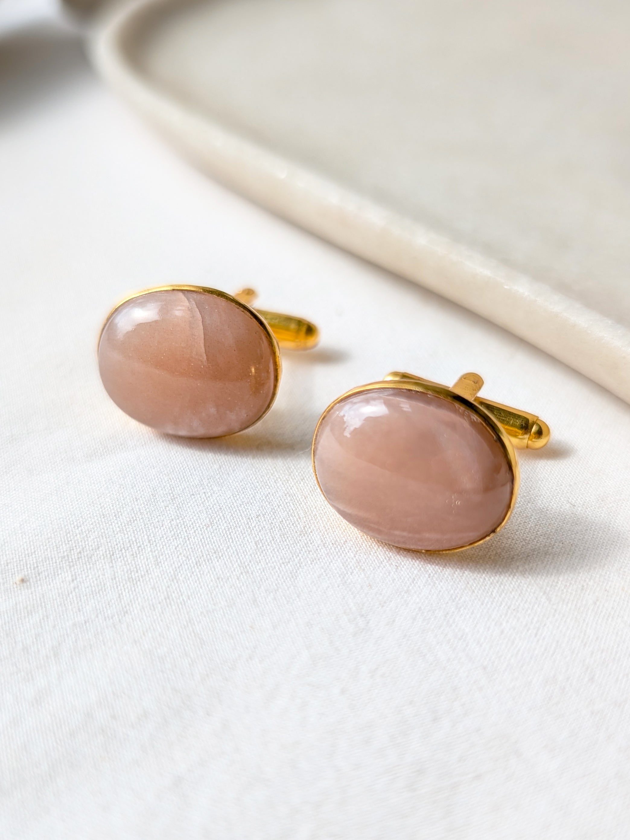 vanae - Peach Moonstone Oval Cufflinks