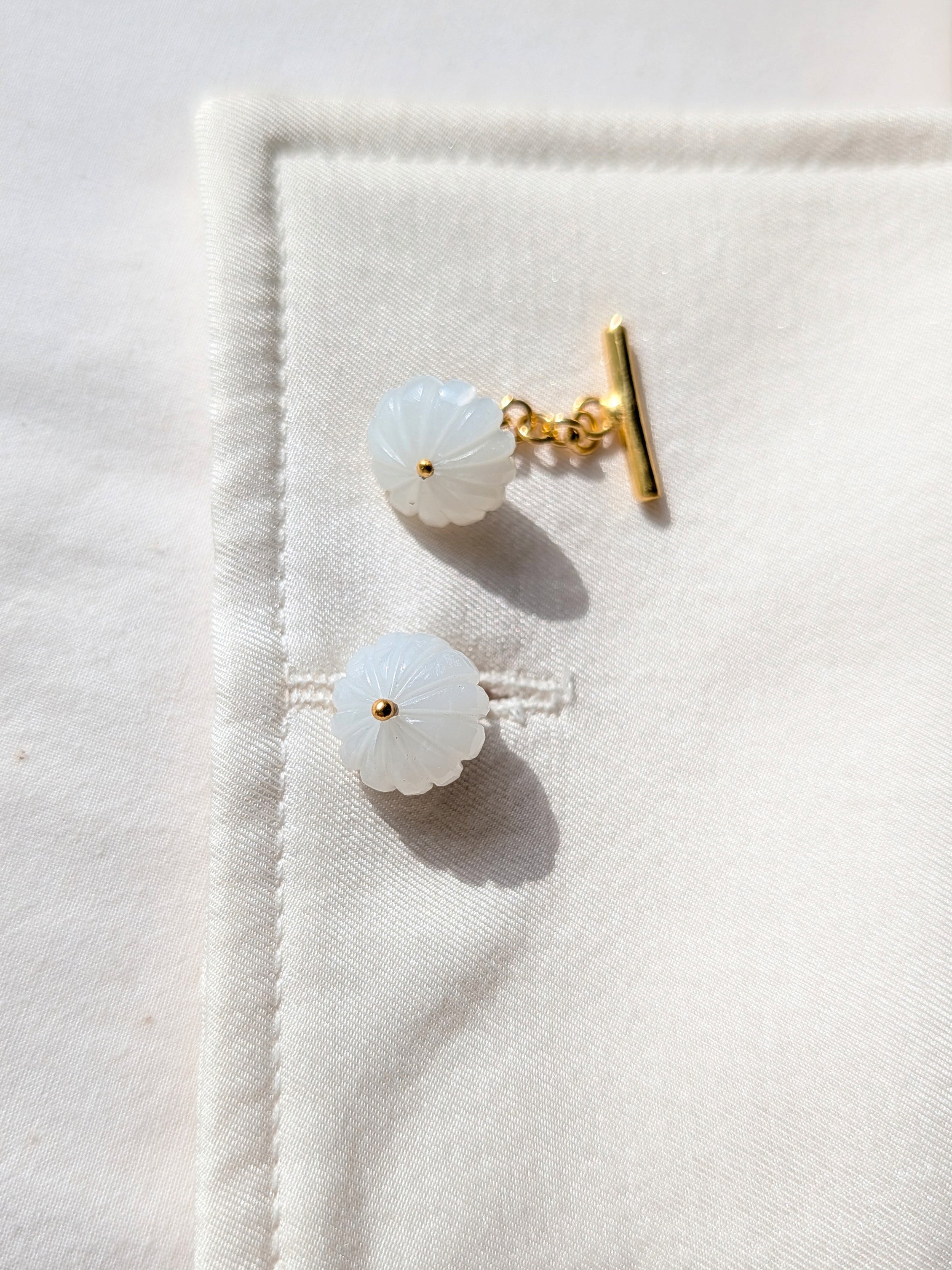 naura - White Moonstone Melon Chain Cufflinks
