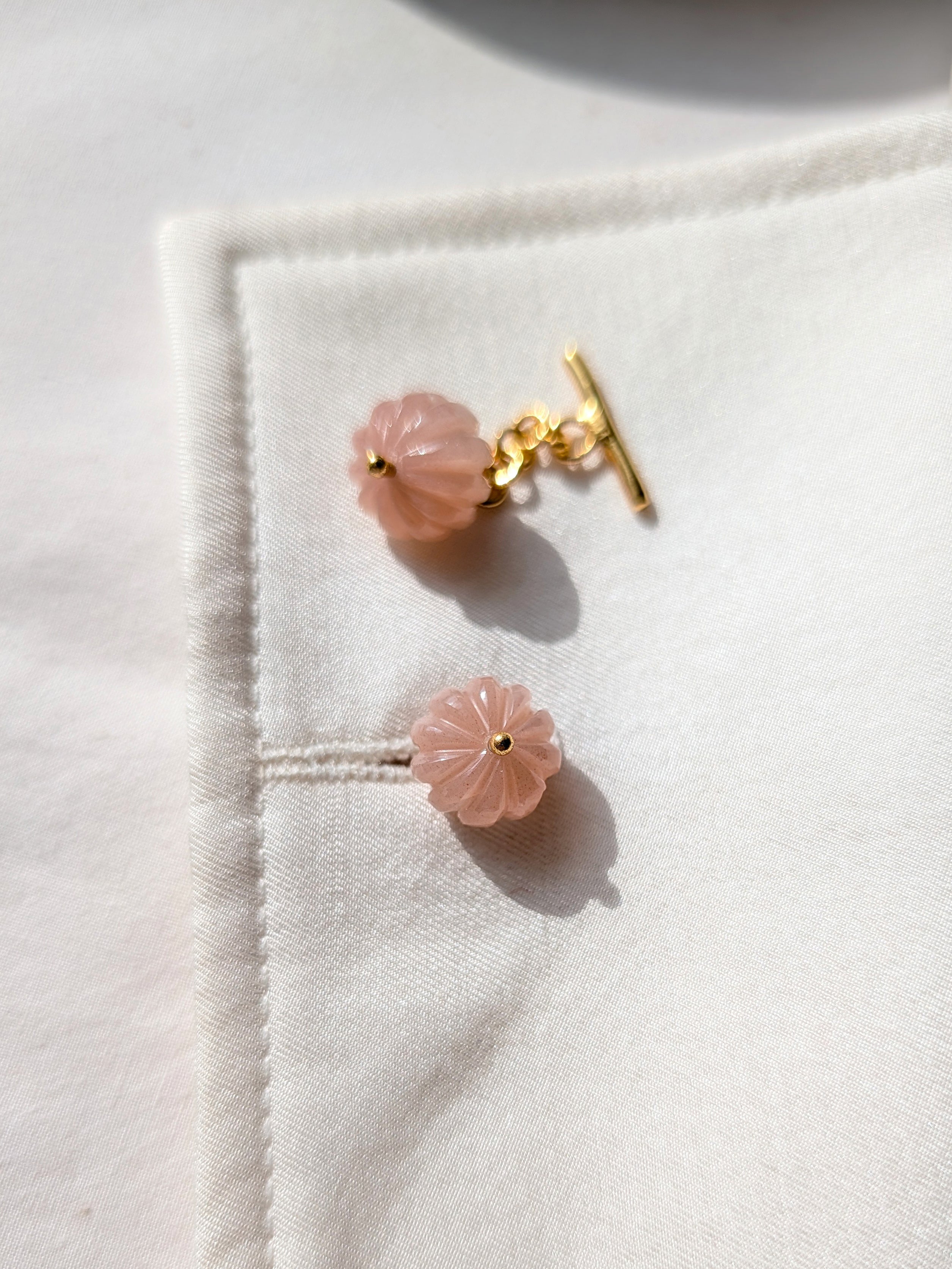 naura - Peach Moonstone Melon Chain Cufflinks