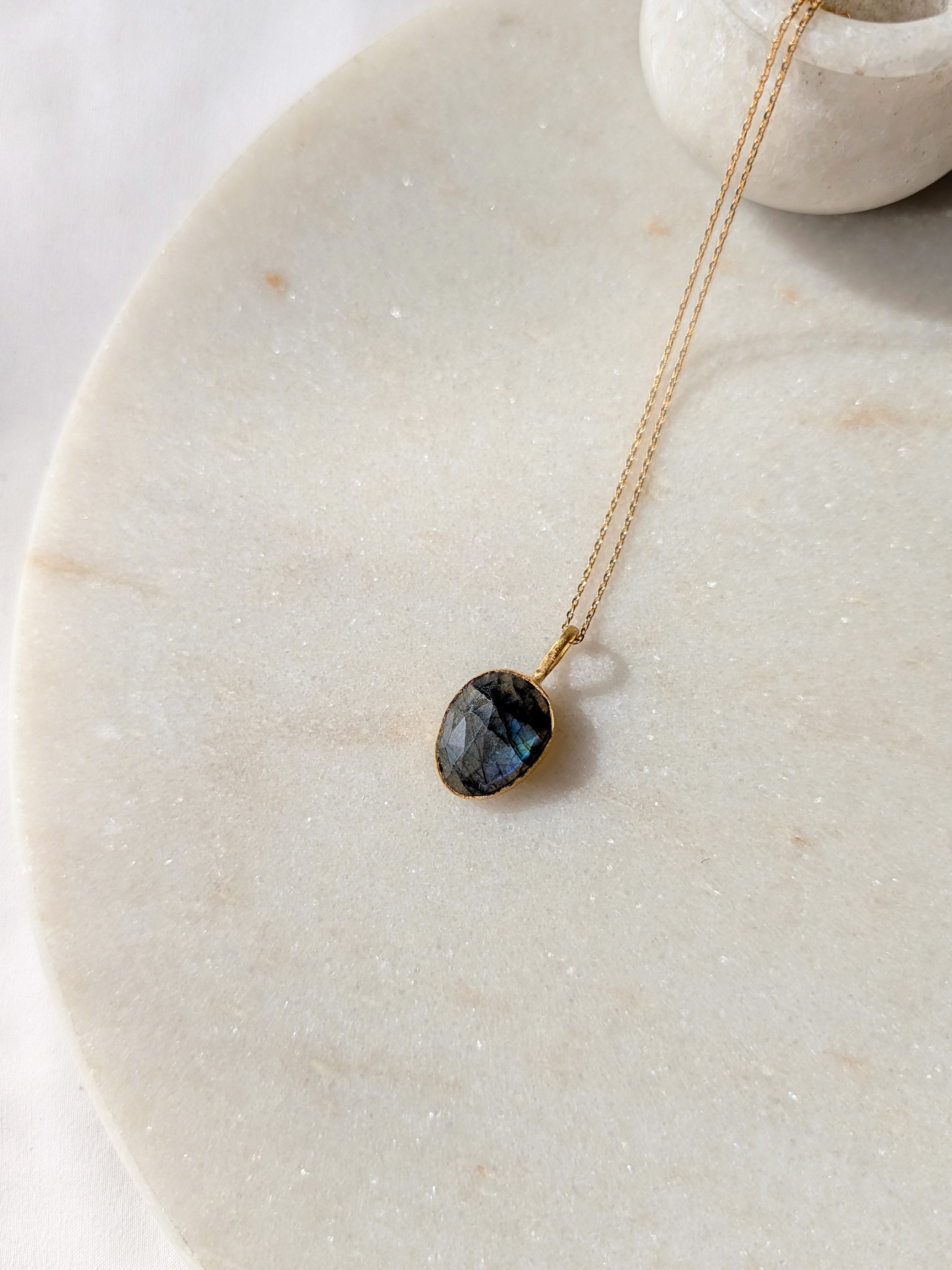 abhya - Labradorite Soul Pendant