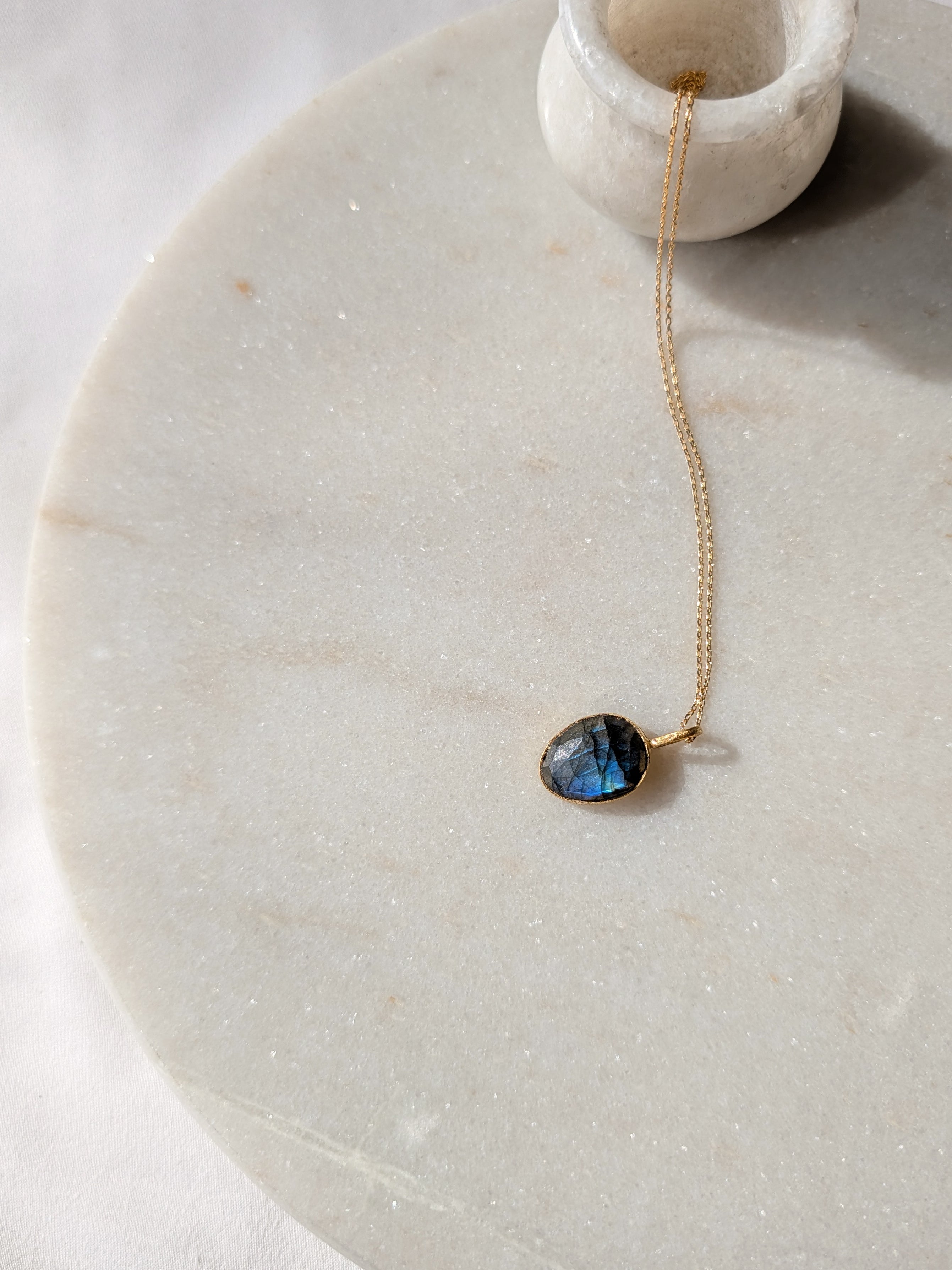 abhya - Labradorite Soul Pendant