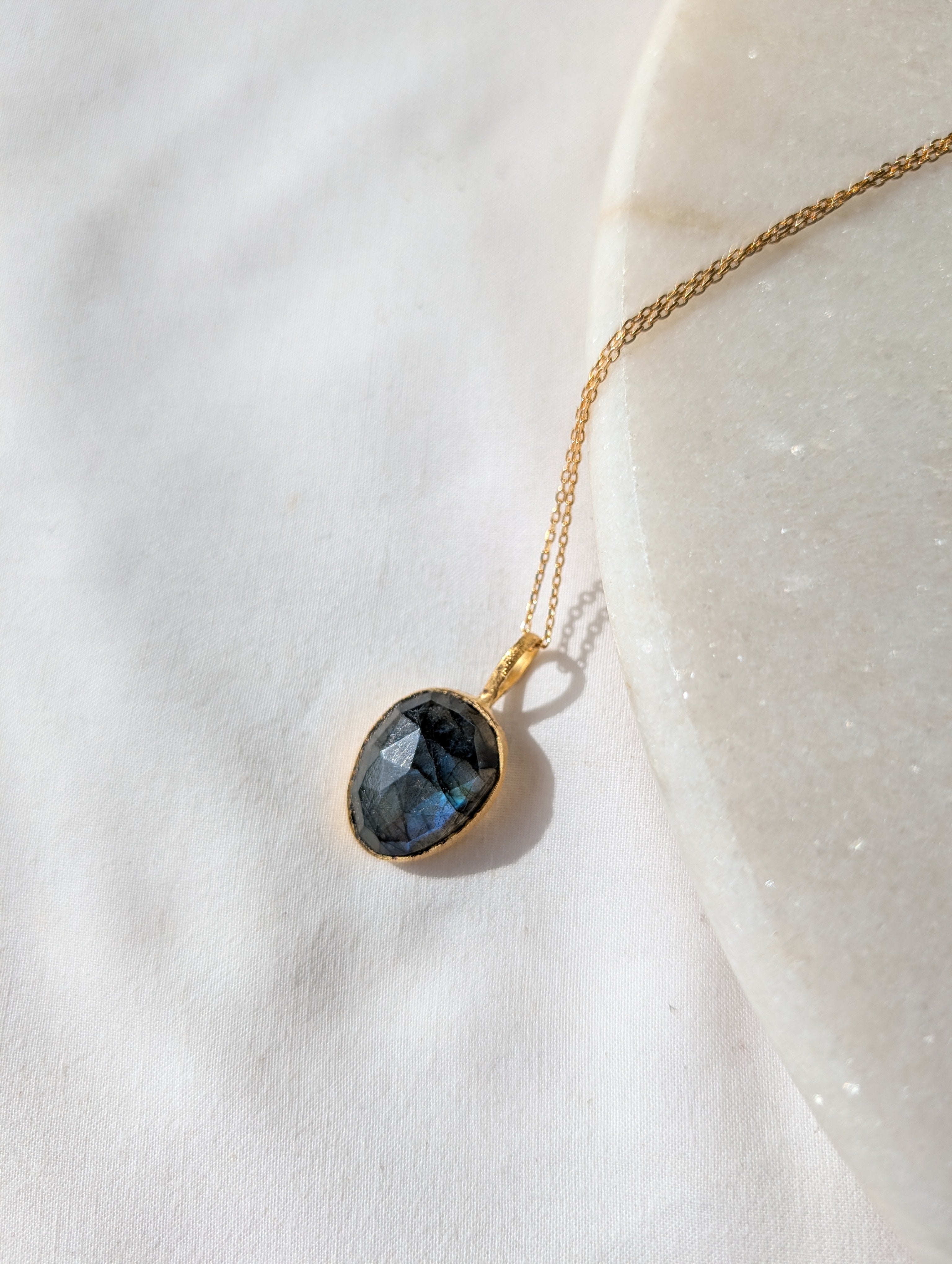 abhya - Labradorite Soul Pendant