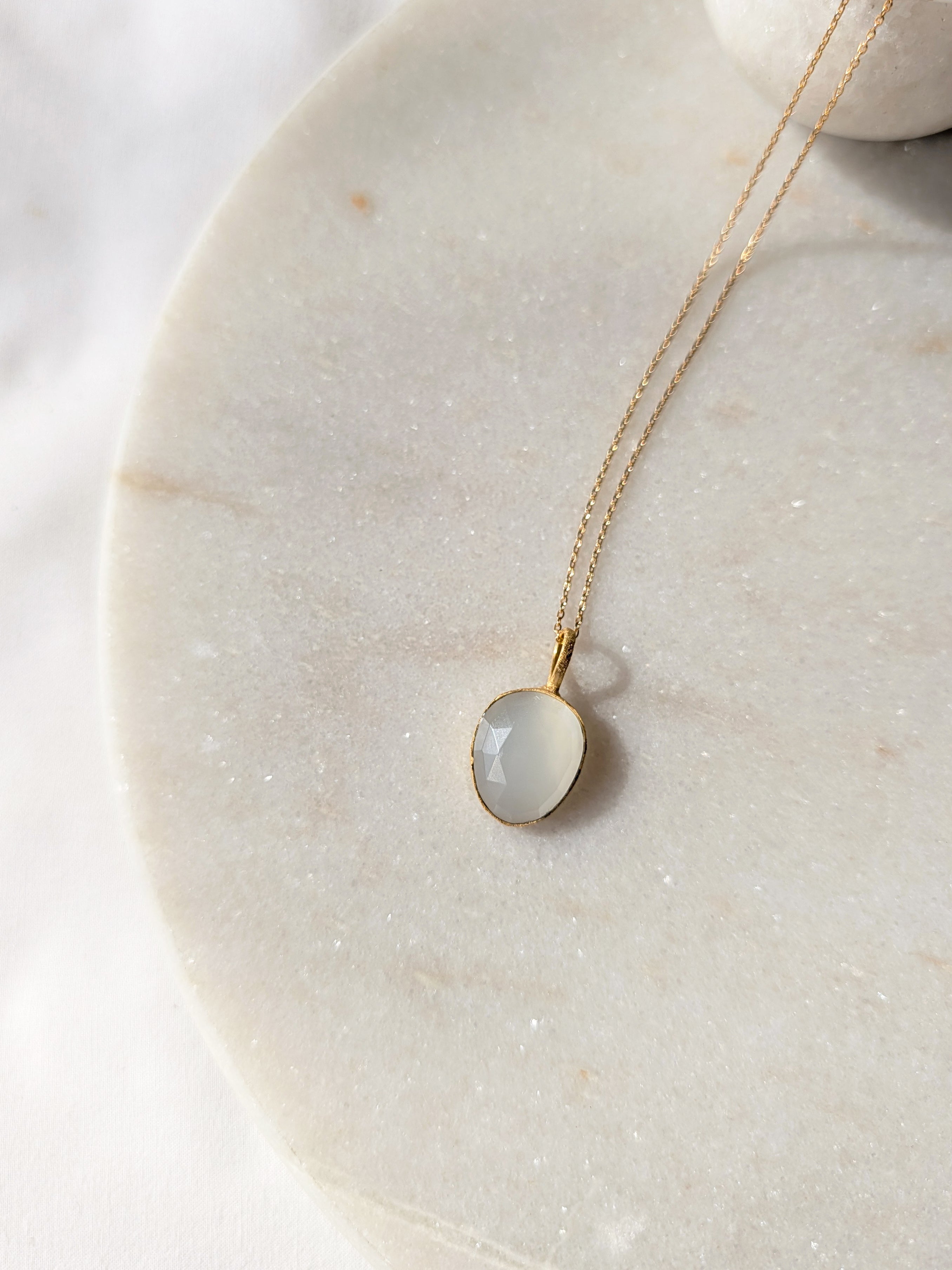 abhya - White Moonstone Soul Pendant