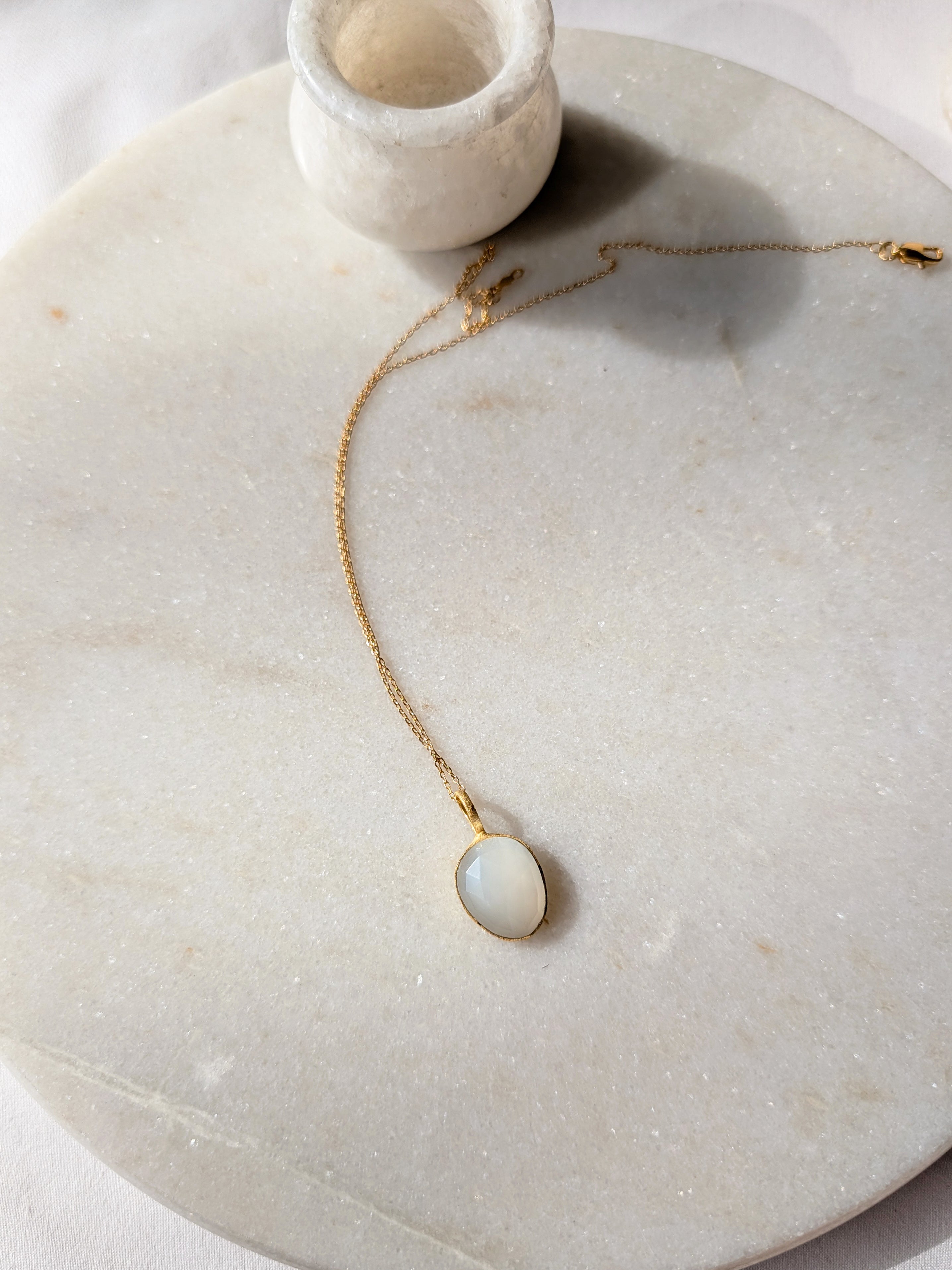 abhya - White Moonstone Soul Pendant