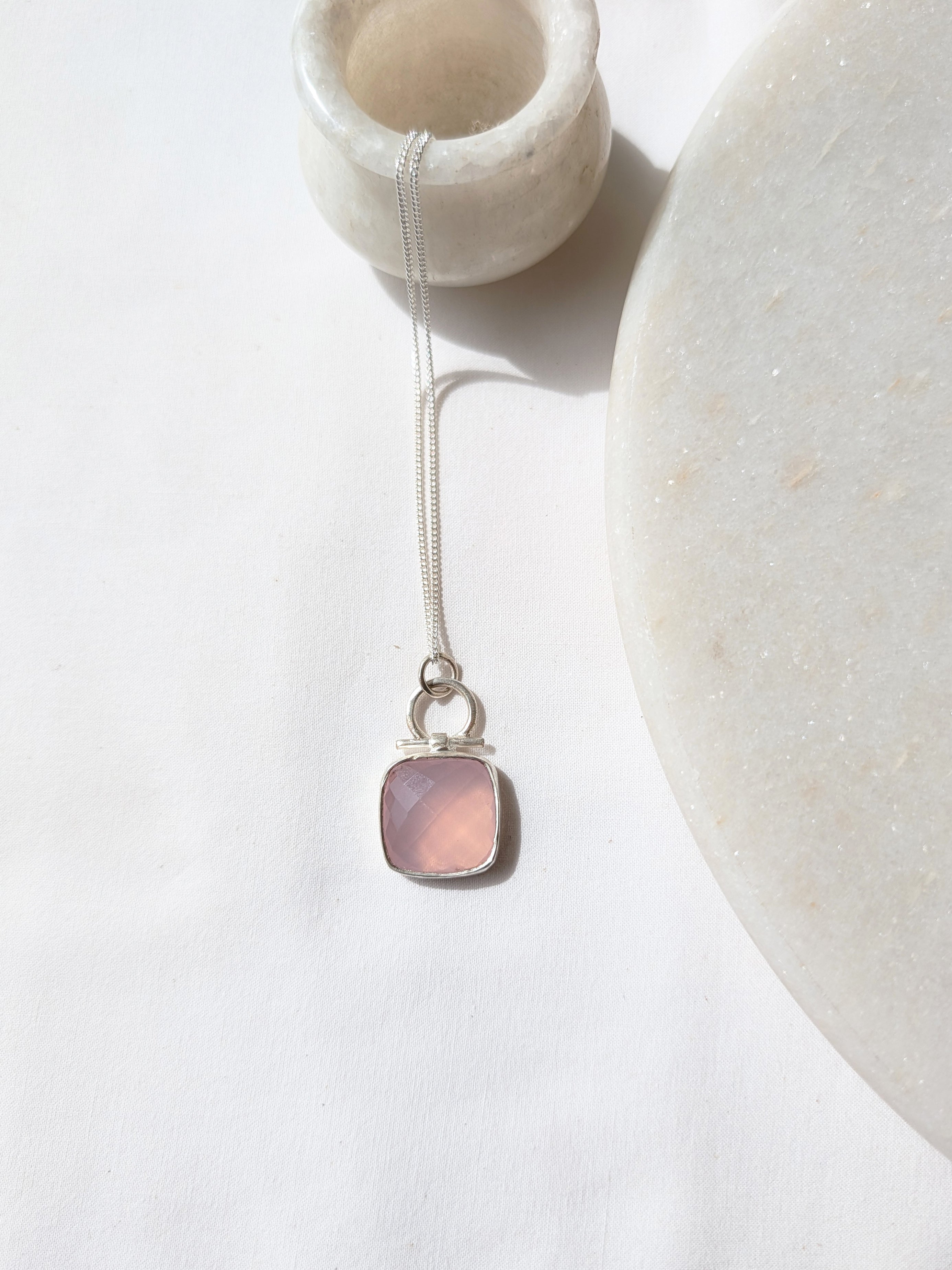 aira - Rose Quartz Cushion Toggle Pendant