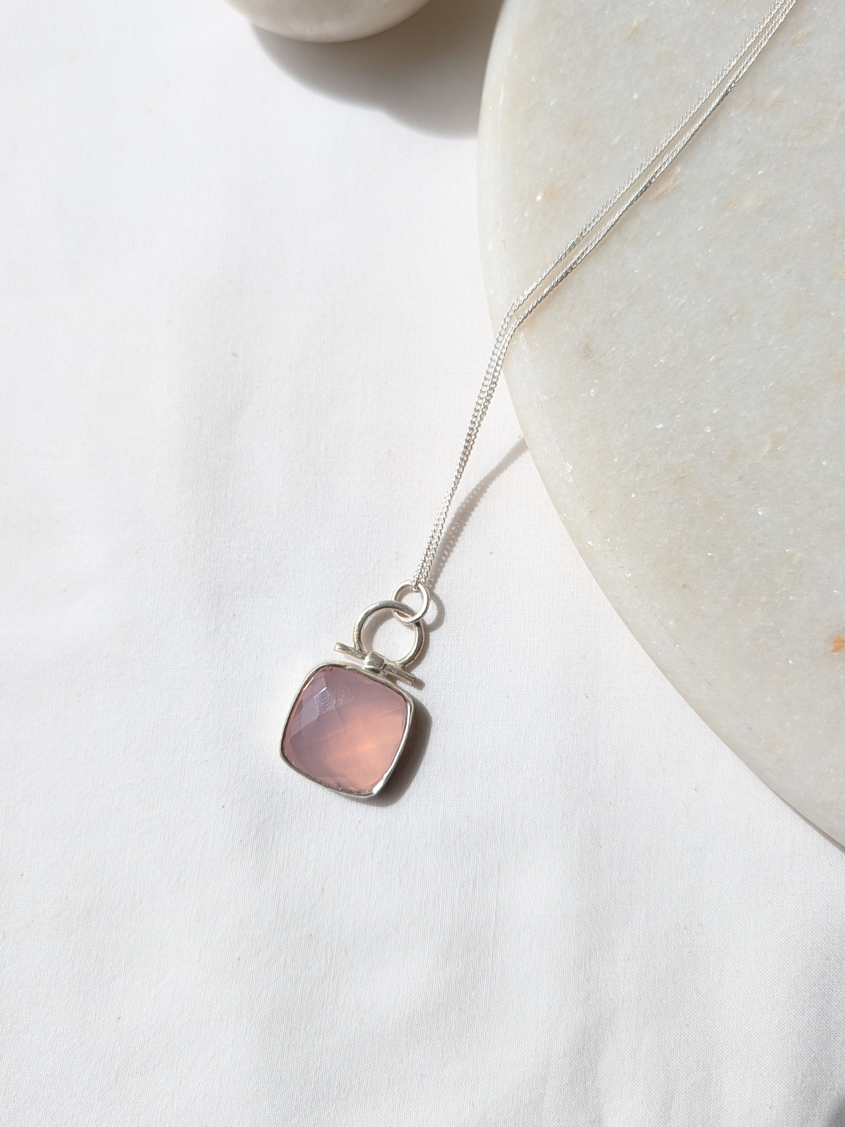 aira - Rose Quartz Cushion Toggle Pendant
