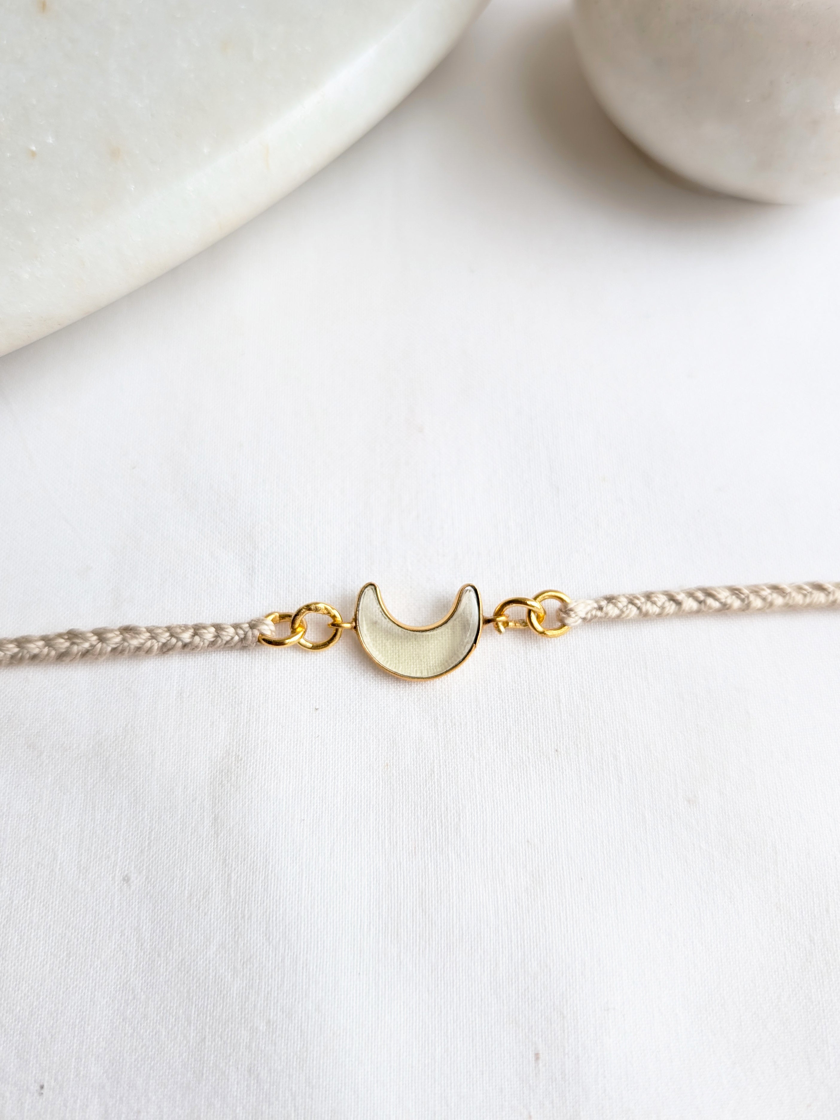 asraya - Lemon Quartz Luna Charm Rakhi