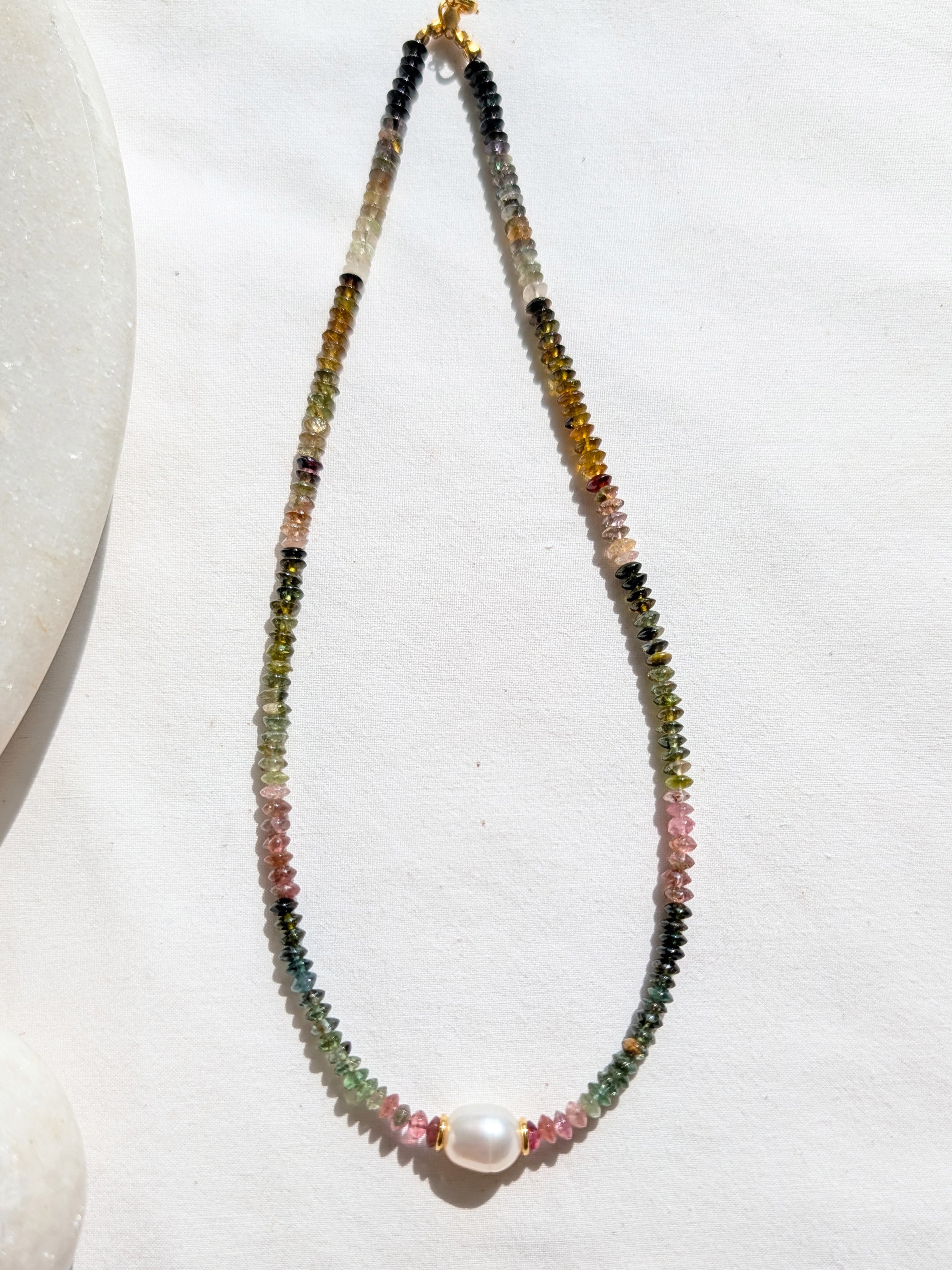 nisht- Tourmaline Saucer Strand Pearl Necklace