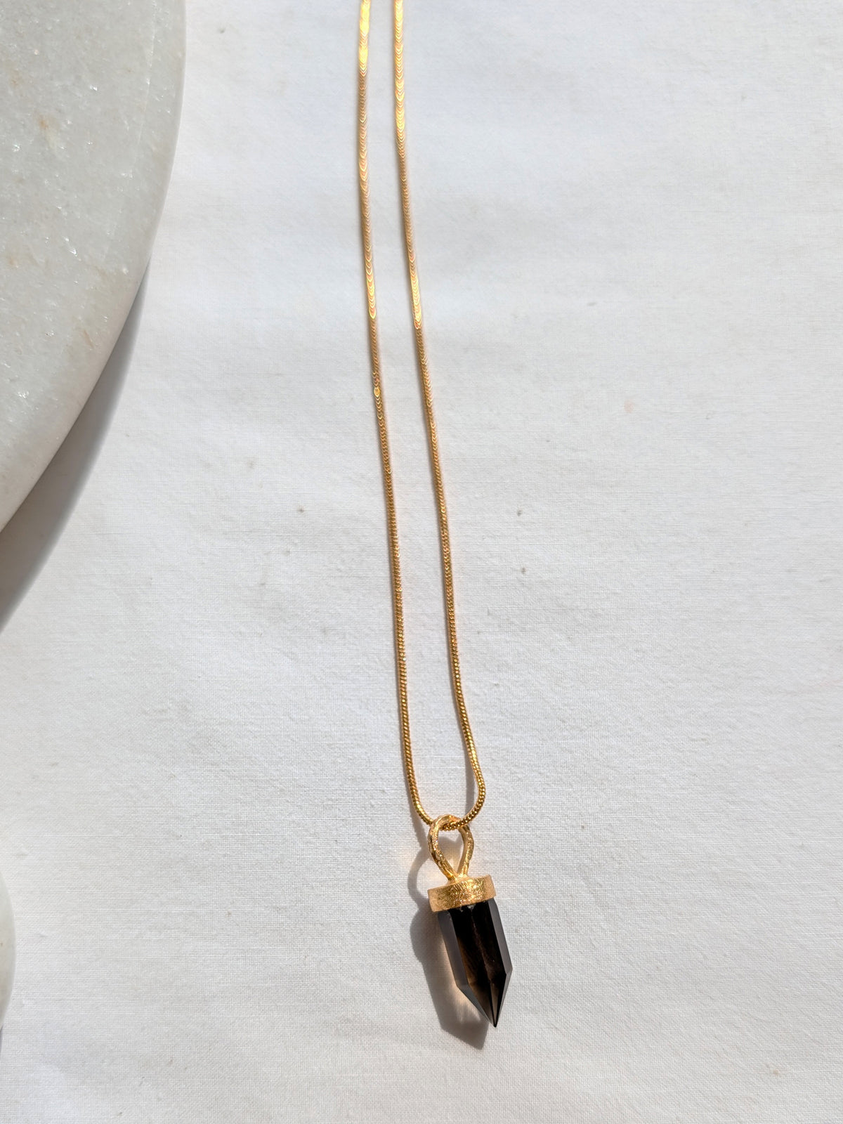 vita - Smoky Quartz Men's Arrow Pendant