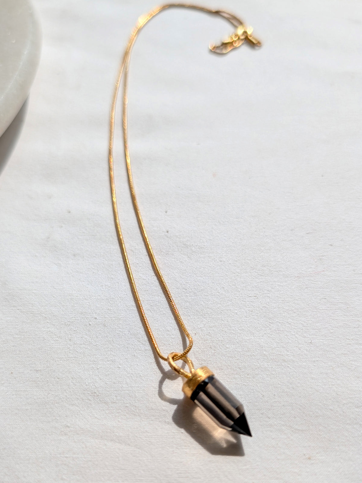 vita - Smoky Quartz Men's Arrow Pendant