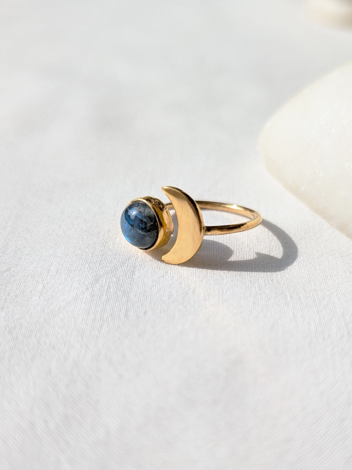 ika - Labradorite Sun n Moon Ring