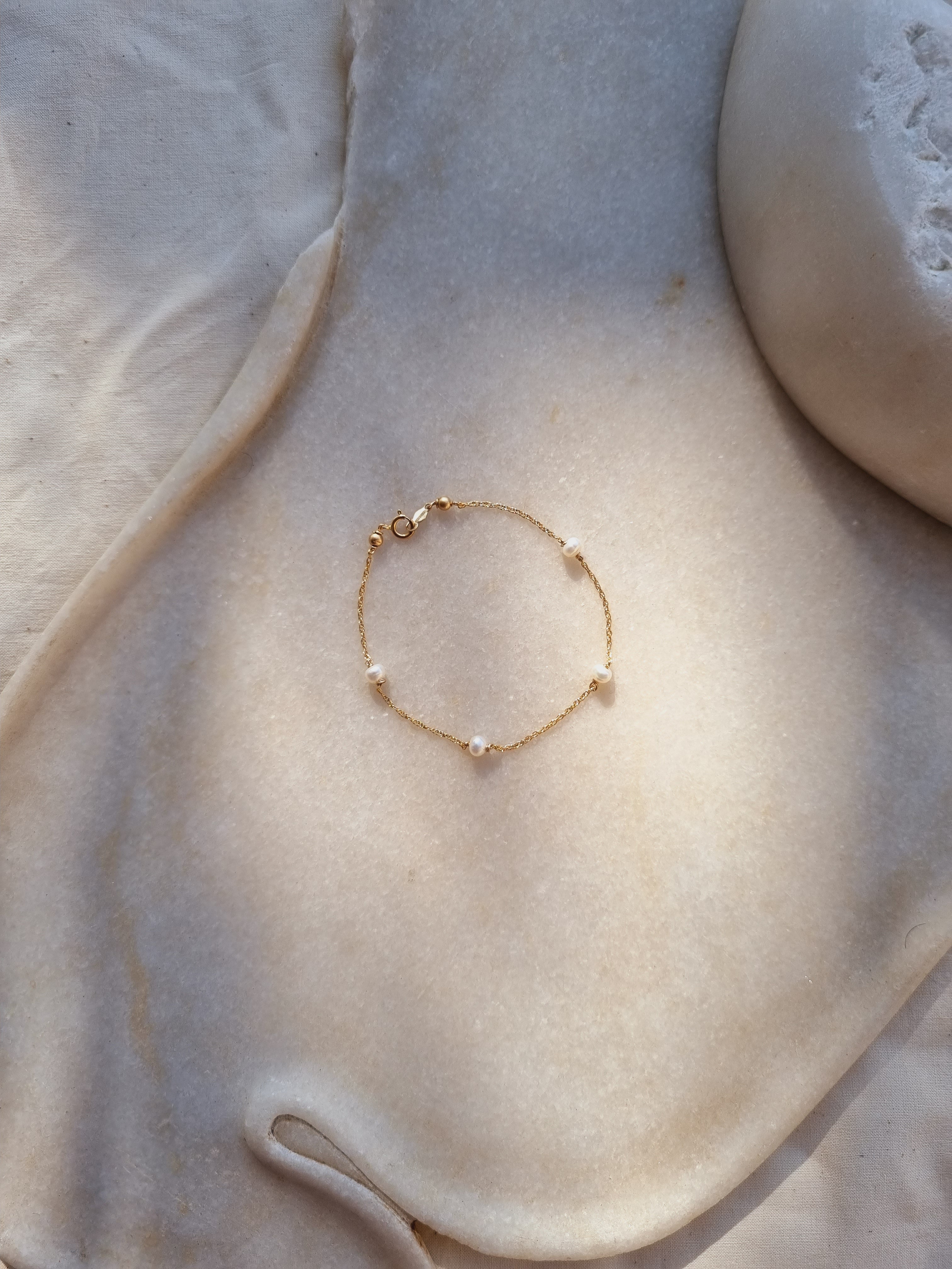 amal - Pearl Baati Bracelet