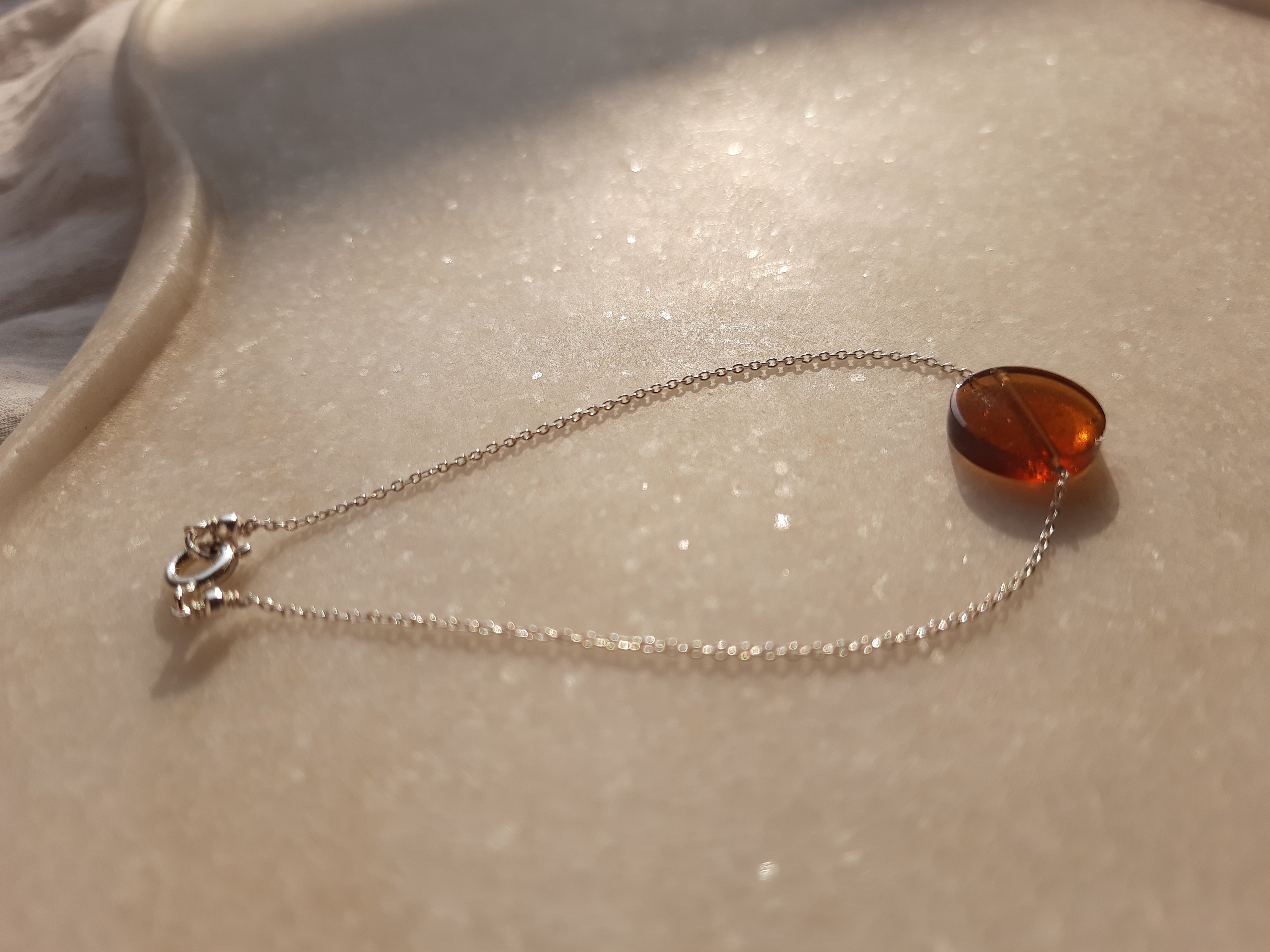matsya - Hessonite Garnet Round Bracelet