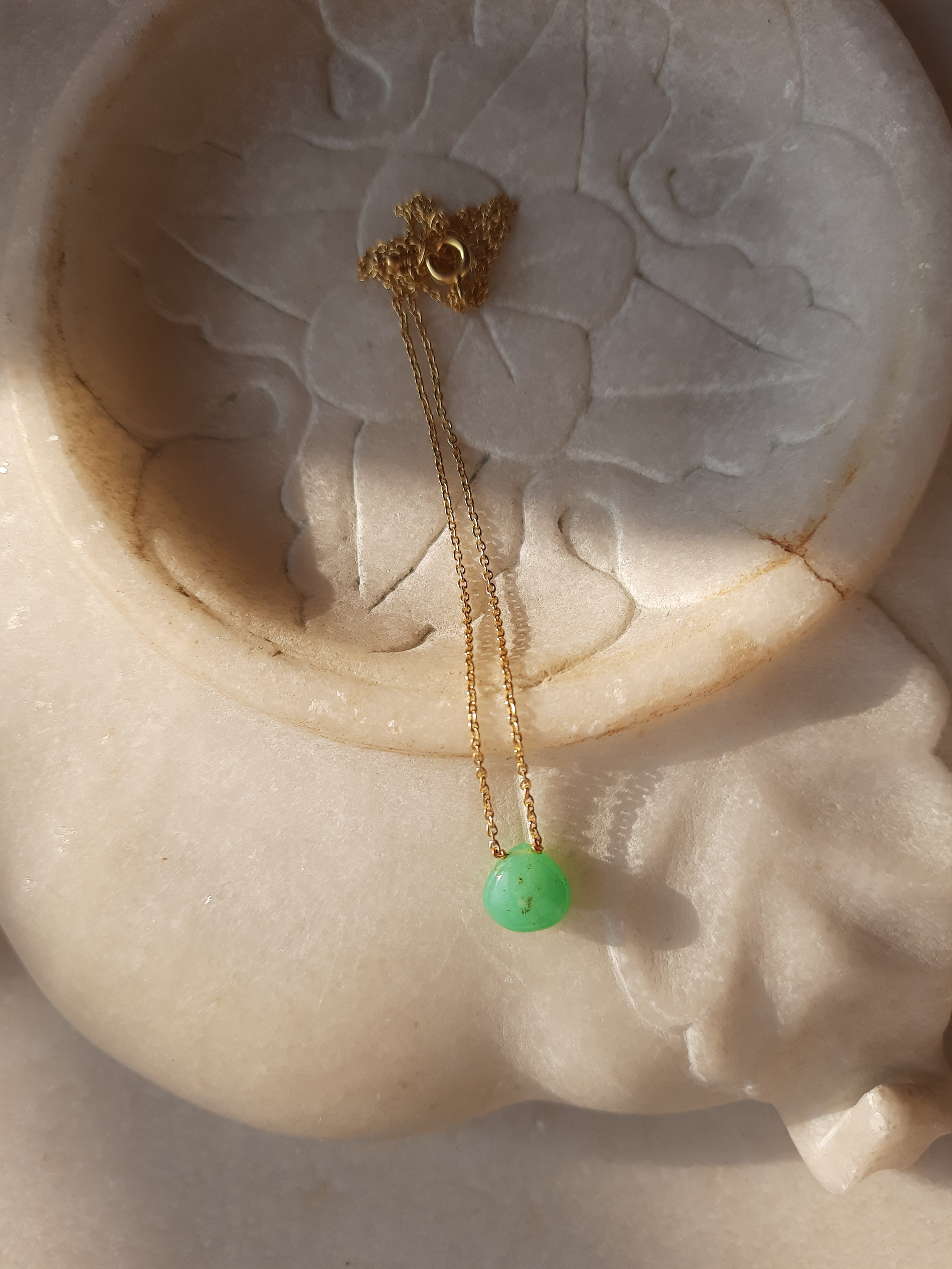 sete - Chrysoprase Heart Shaped Drop Pendant