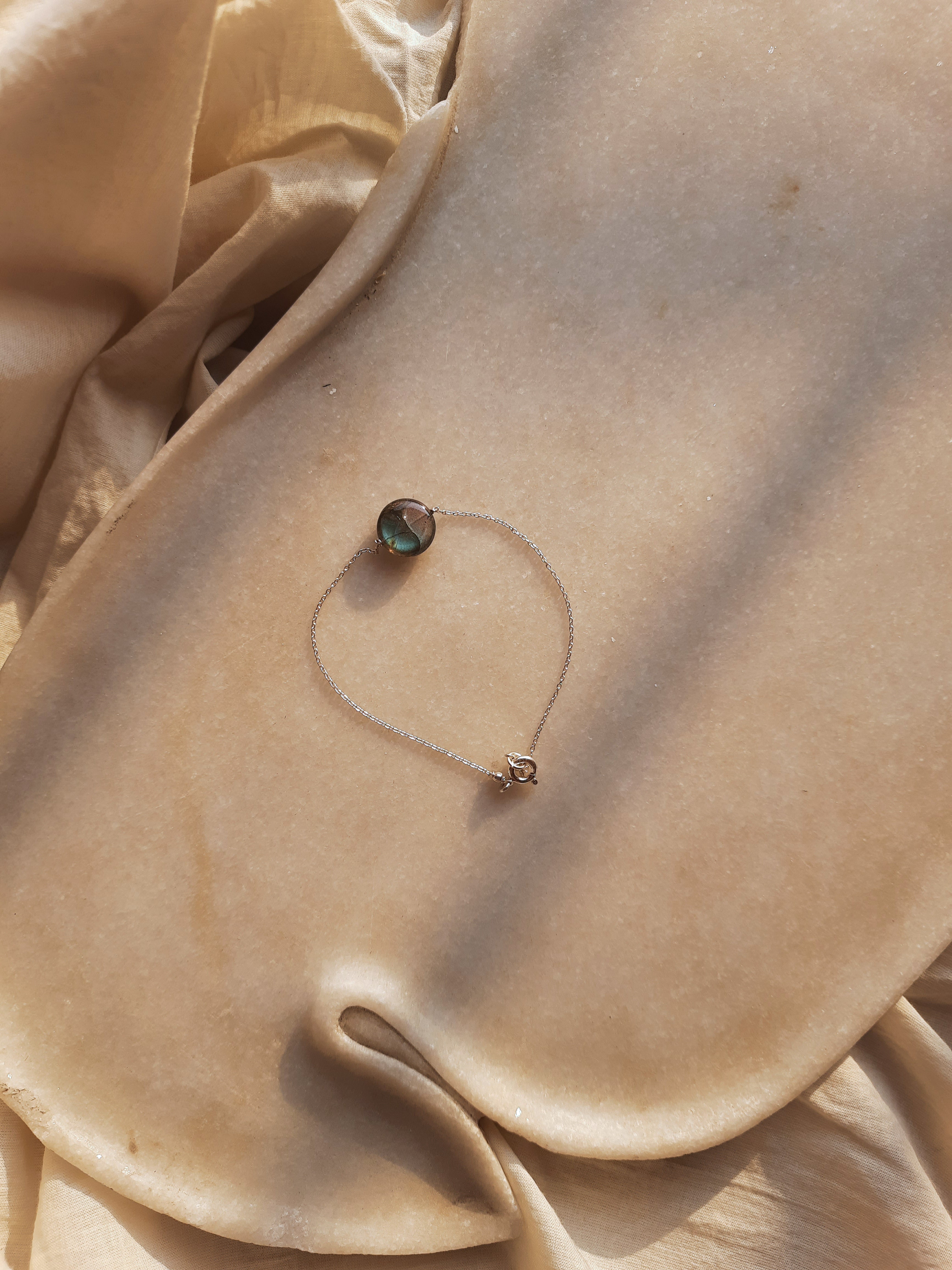 matsya - Labradorite Round Bracelet