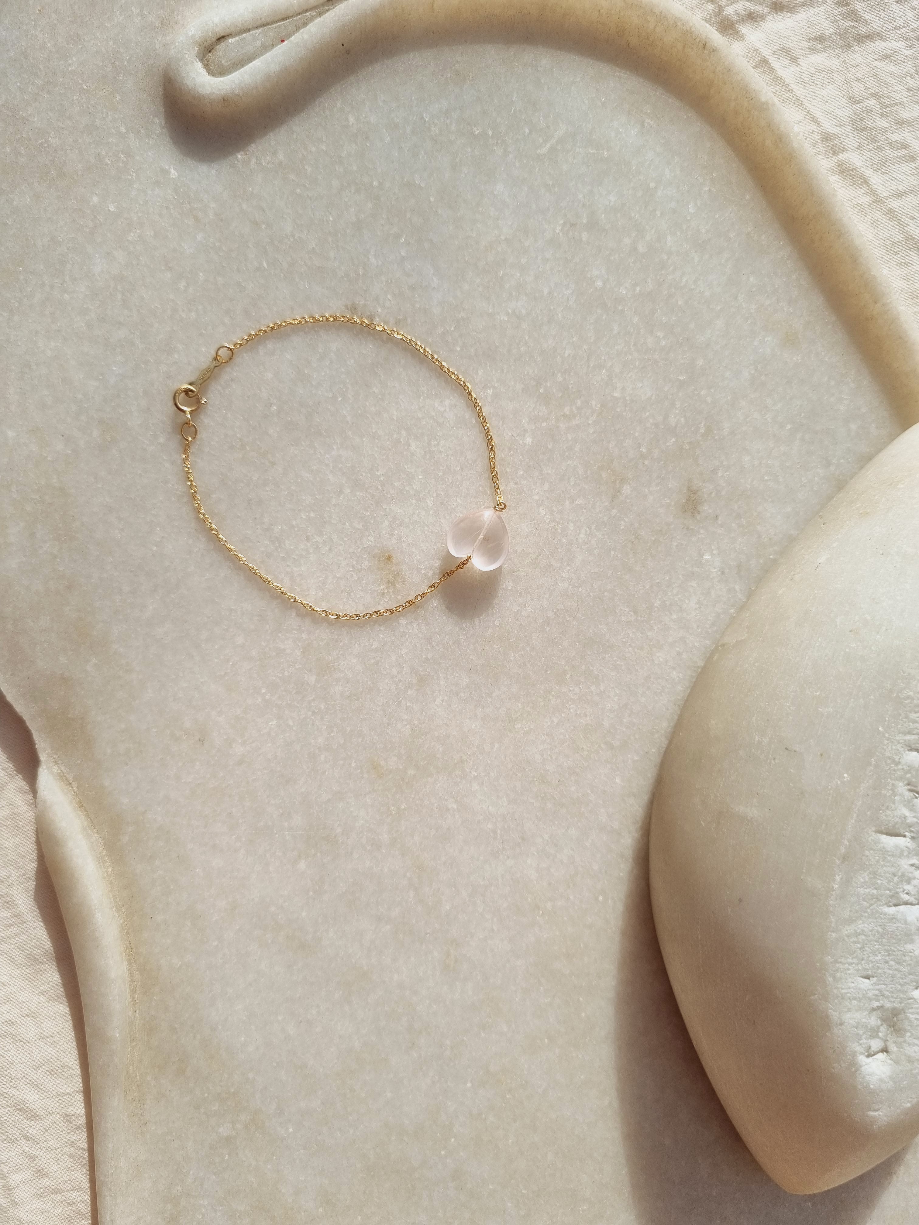 ura - Rose Quartz Heart Bracelet