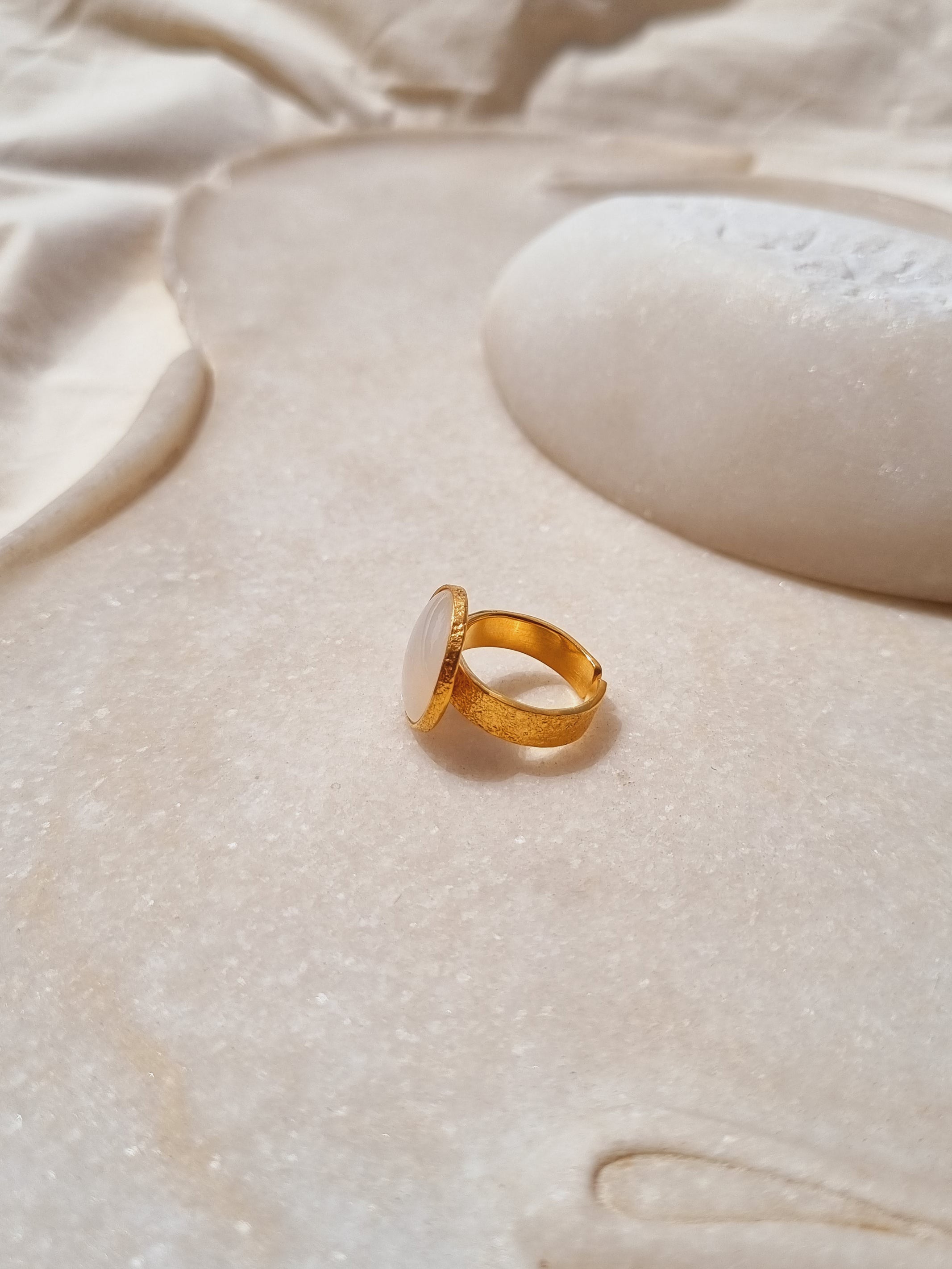 saani - White Moonstone Saturn Ring