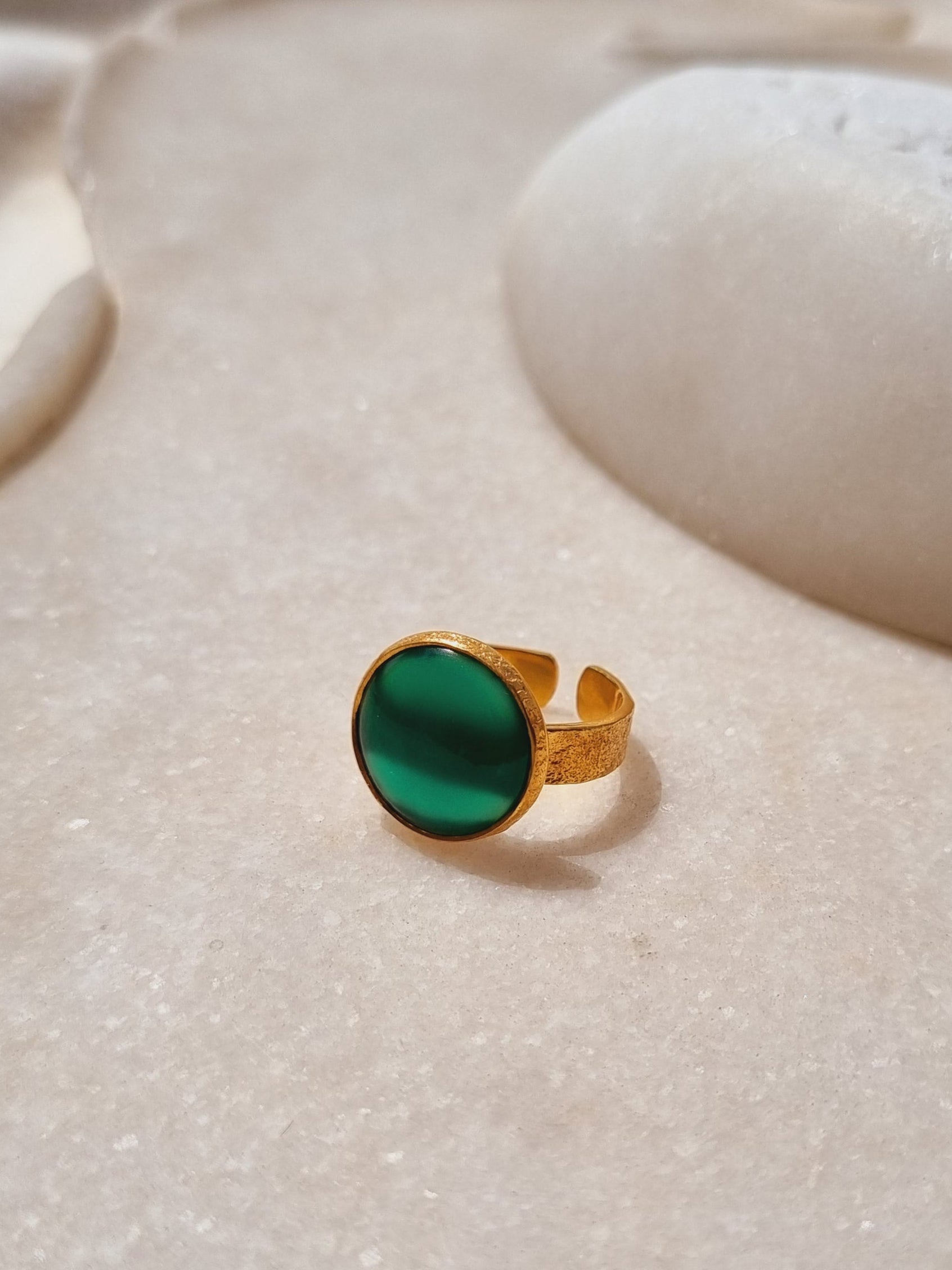 saani - Green Onyx Saturn Ring