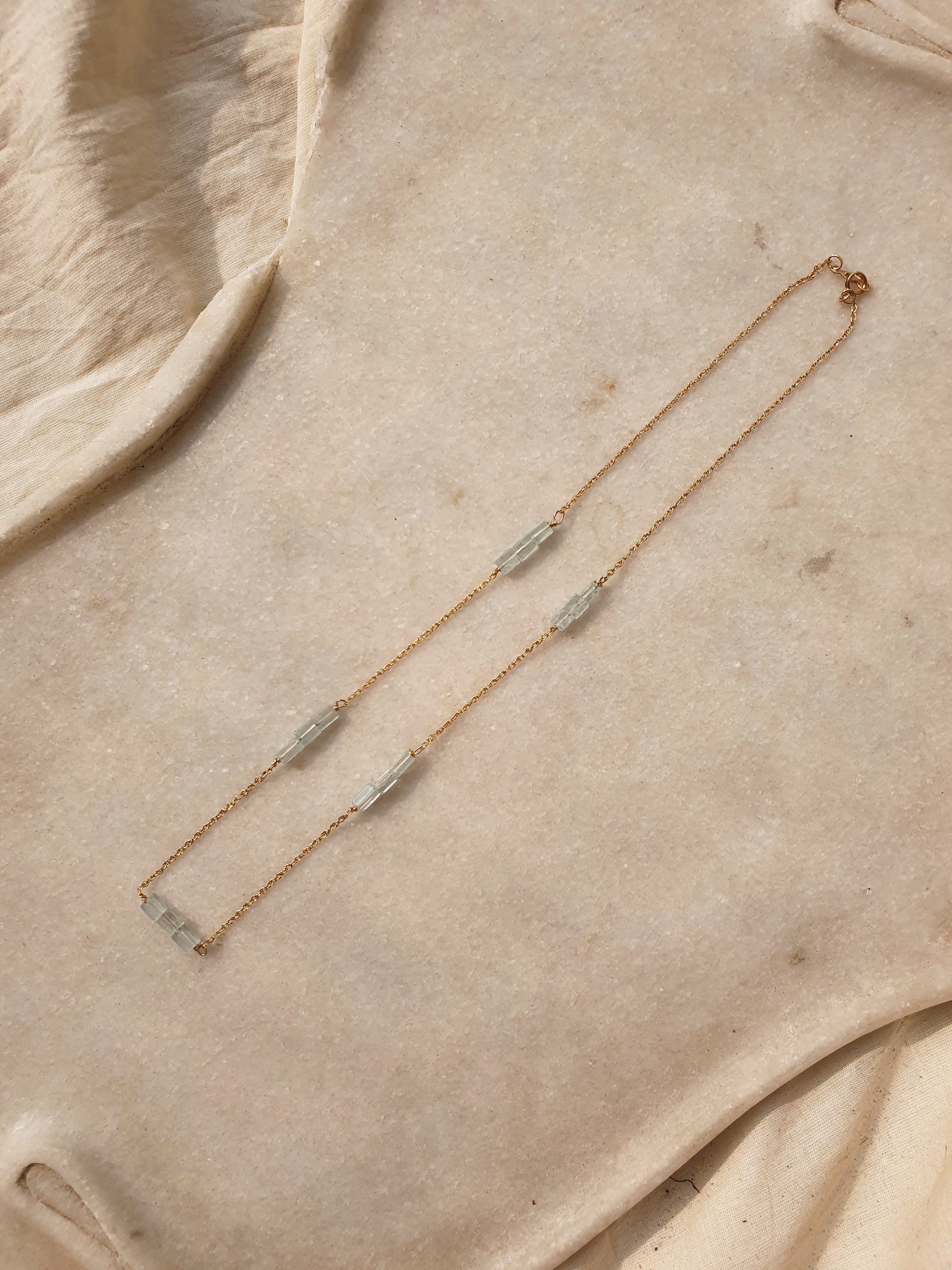 sarva - Aquamarine Tube Choker