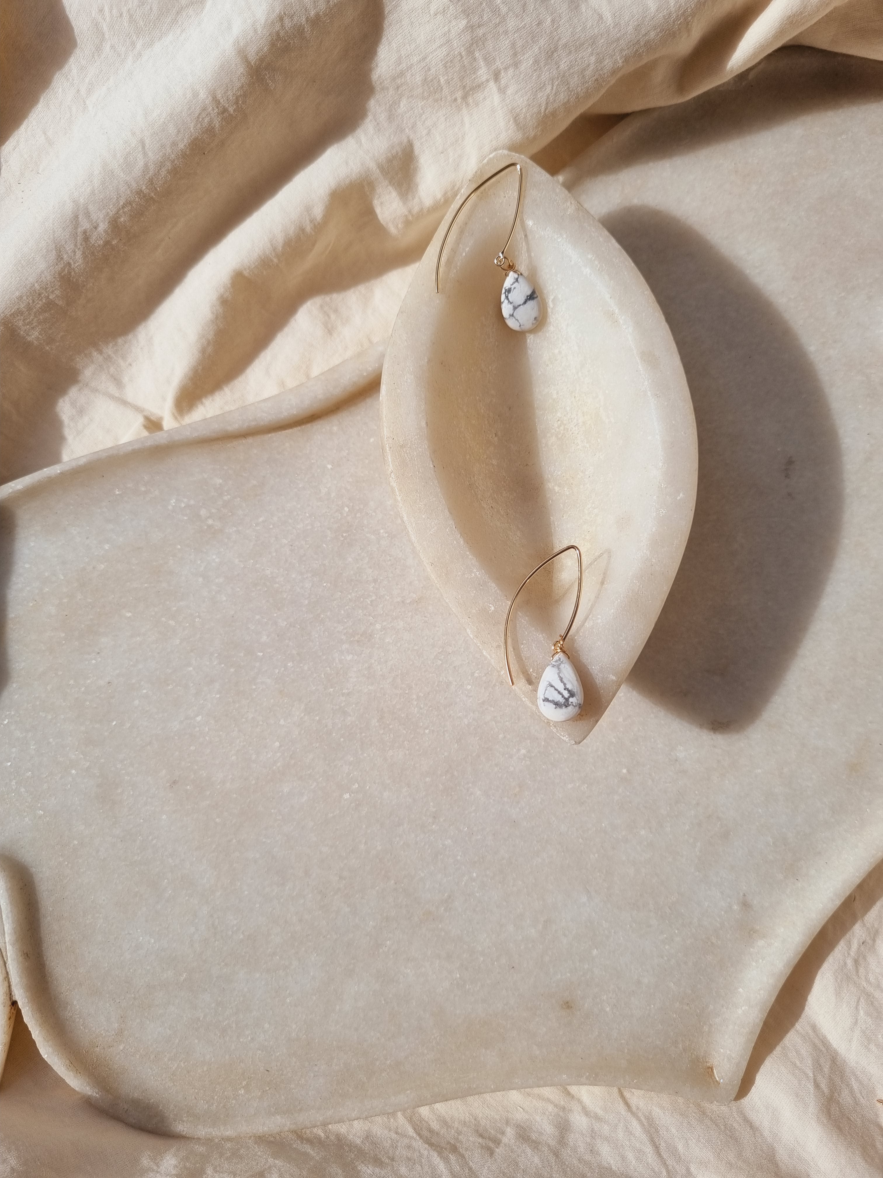 prati - Howlite Almond Drop Earrings
