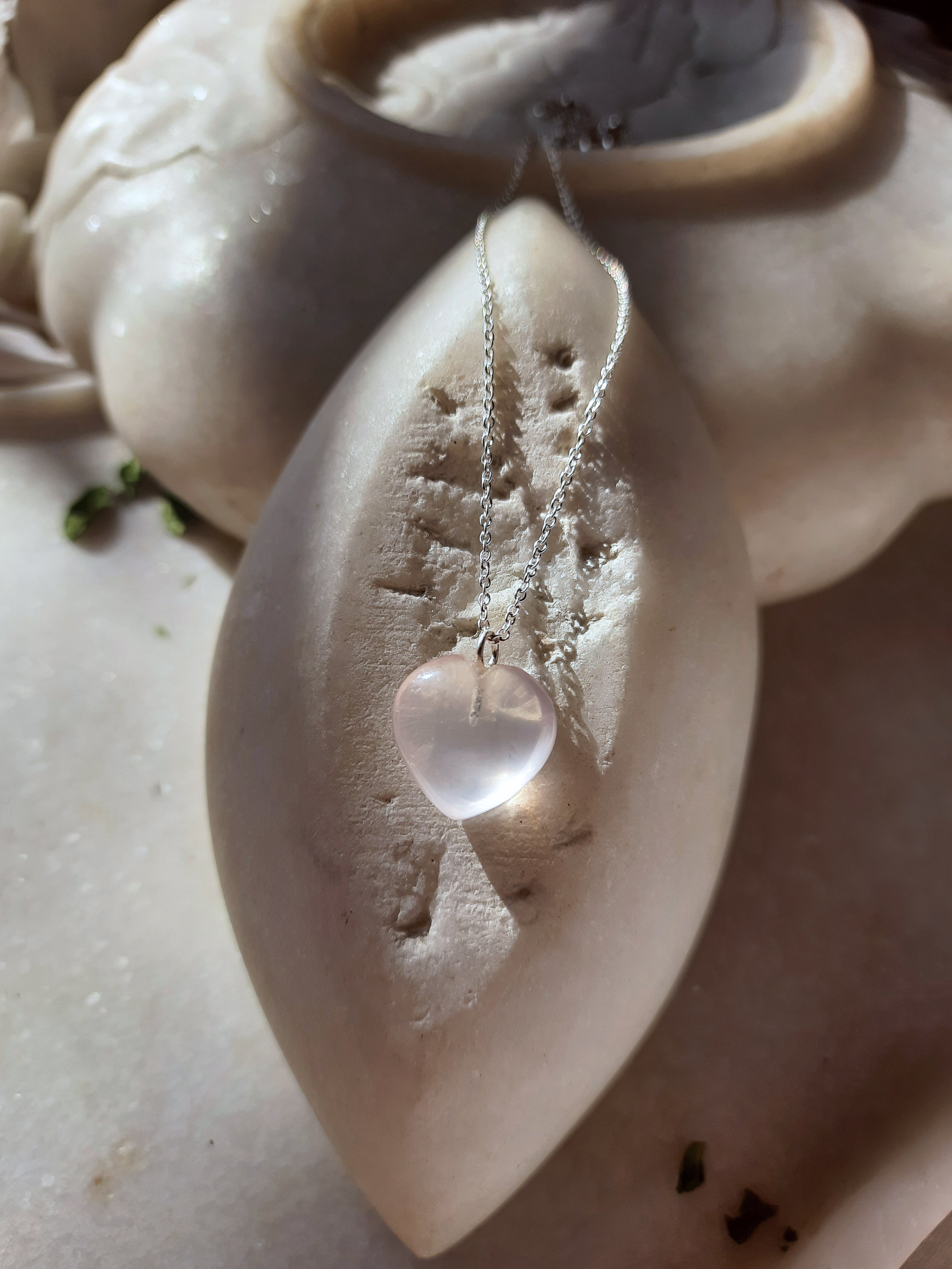 rati - Rose quartz Heart Pendant