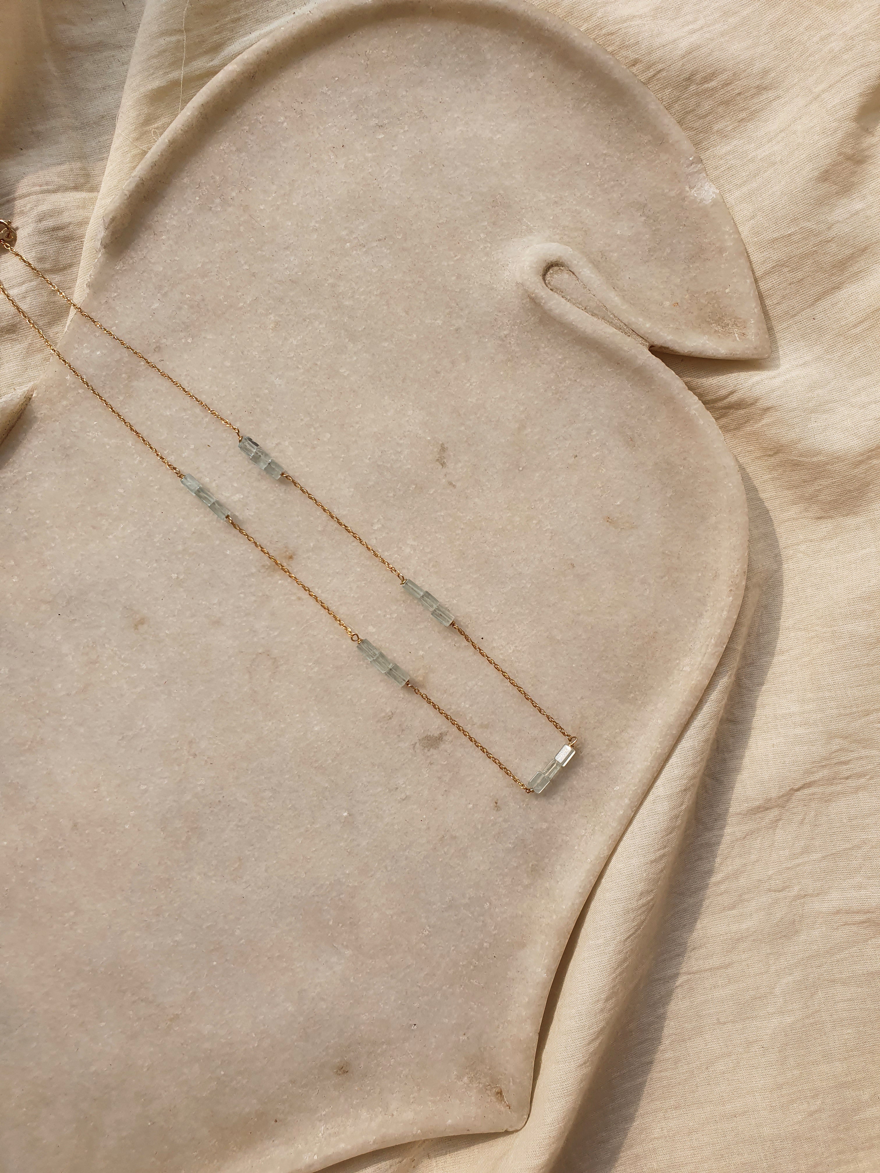 sarva - Aquamarine Tube Choker
