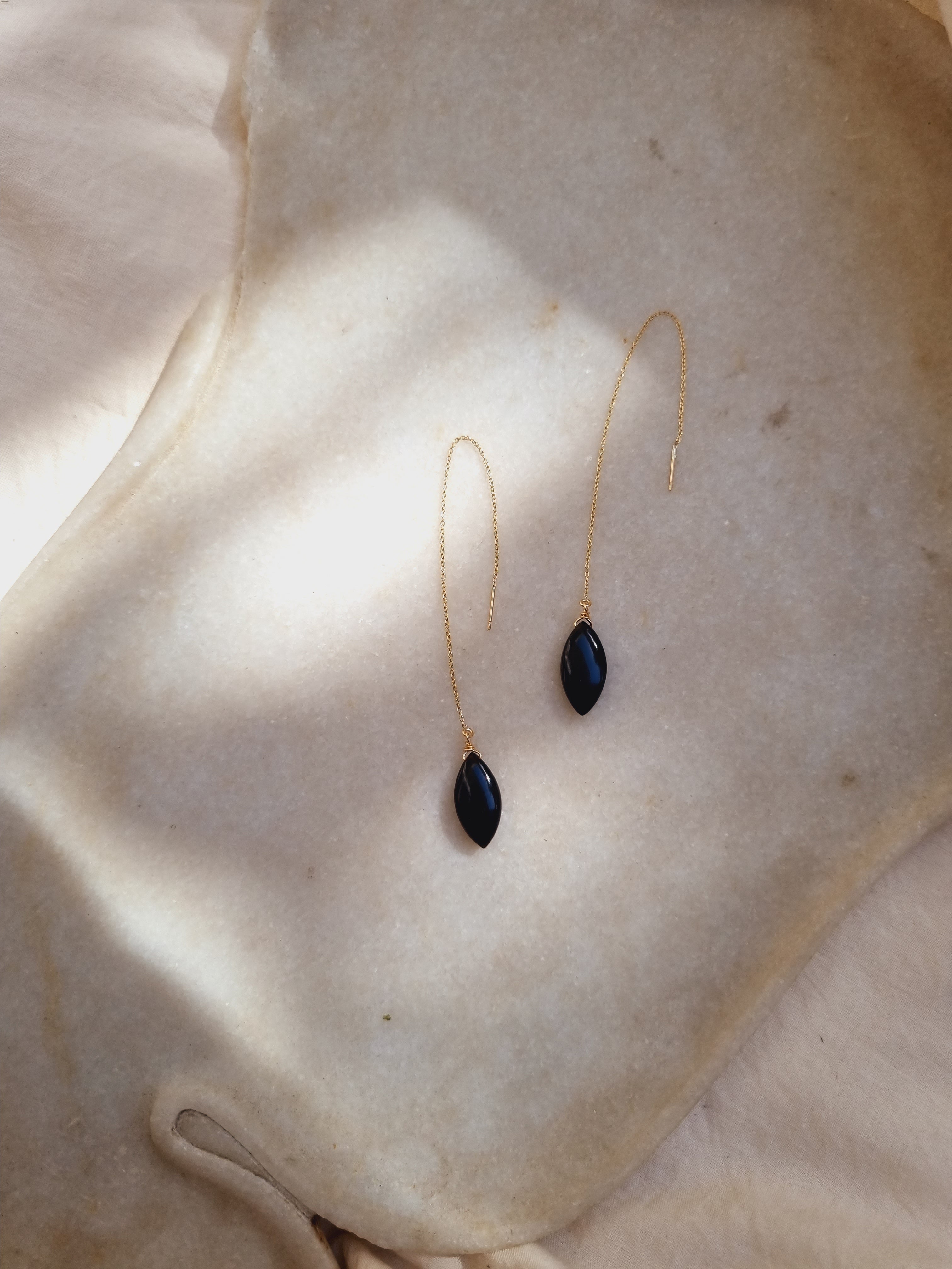 riyate - Black Onyx Marquise Threader Earrings